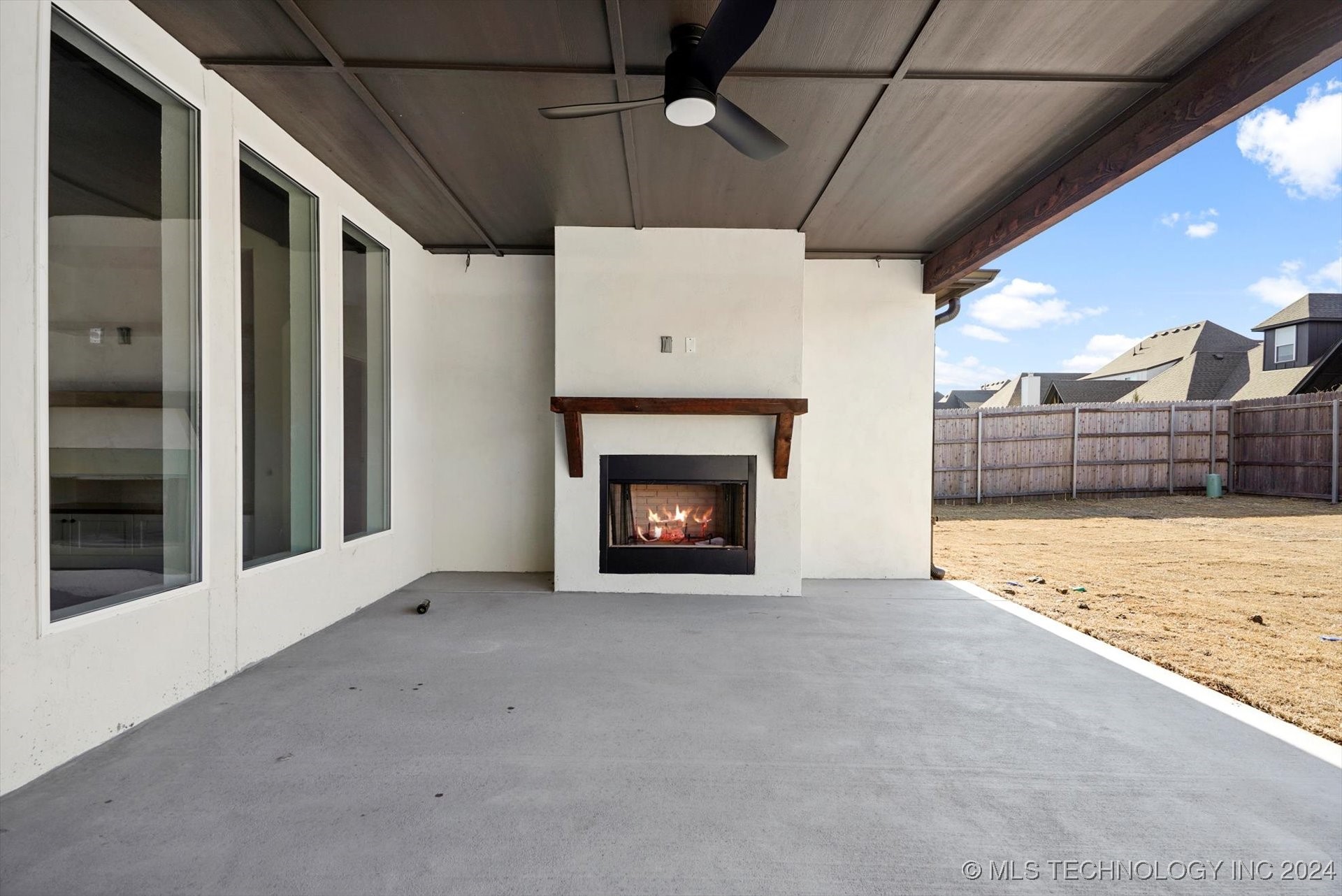 4466 S 173 East Avenue E Property Photo 45