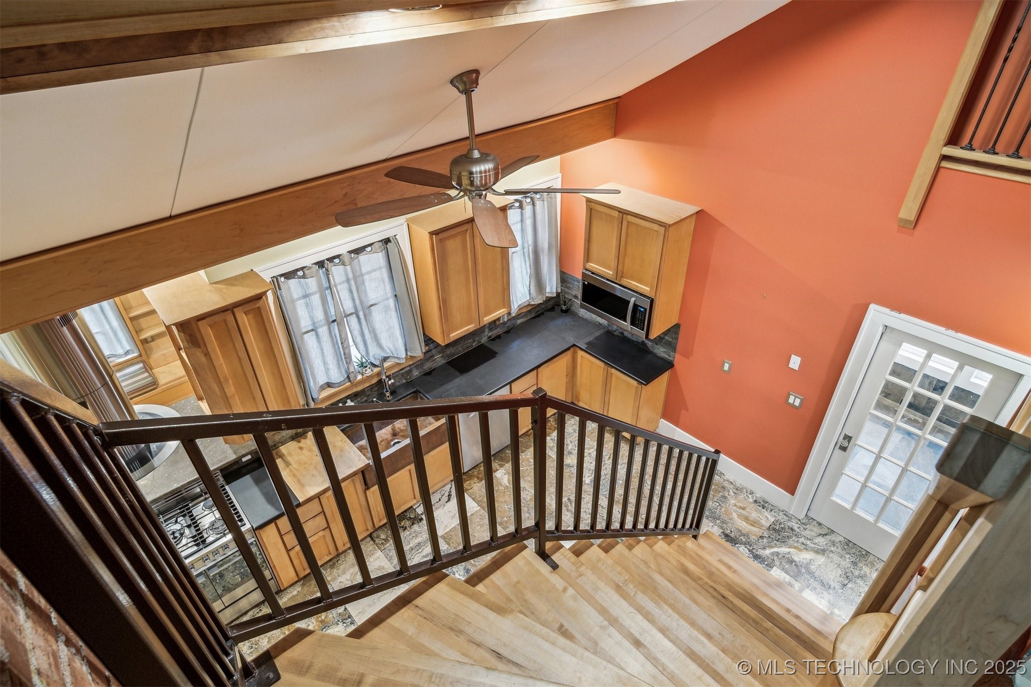 1533 S Madison Avenue Property Photo 37