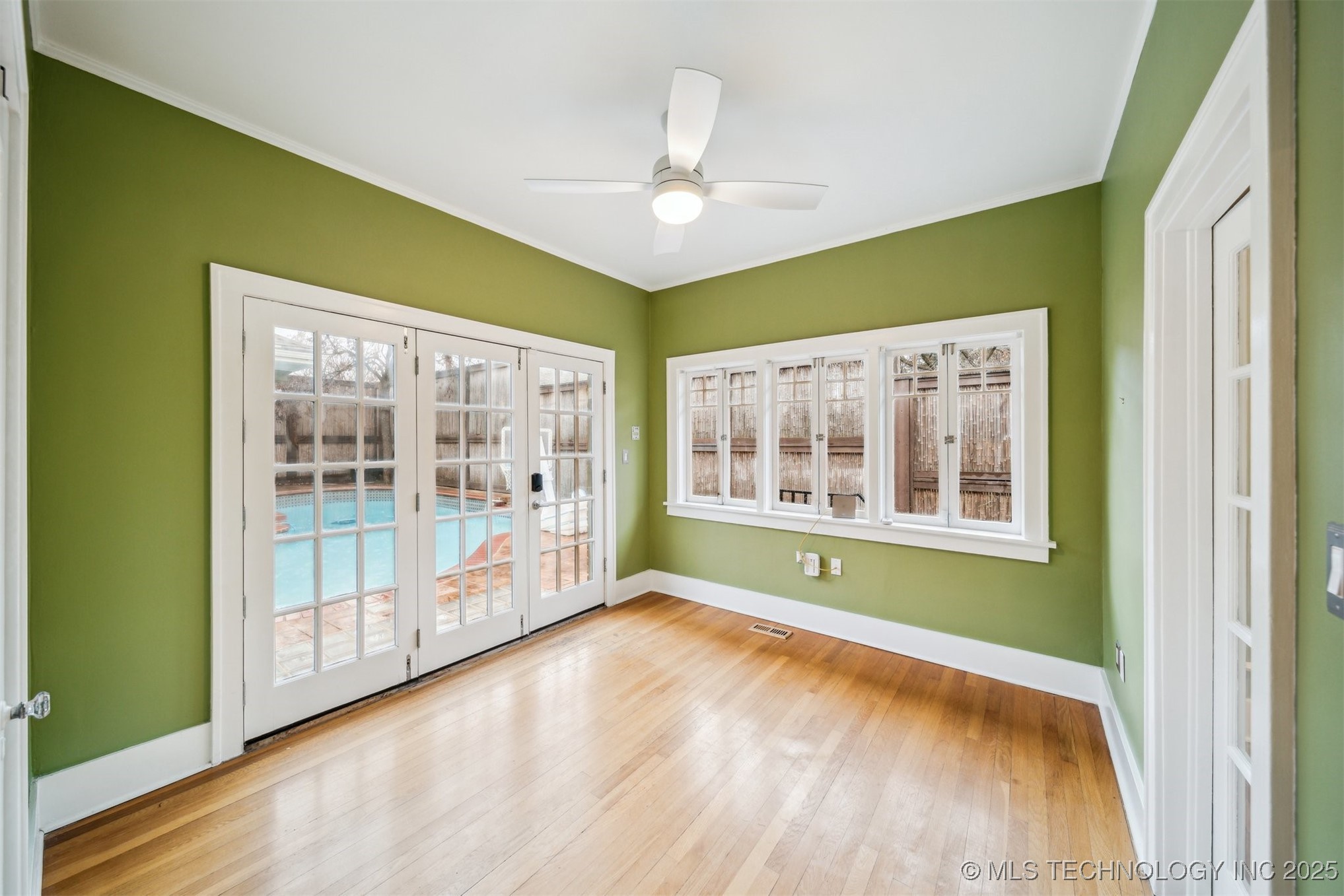 1533 S Madison Avenue Property Photo 43
