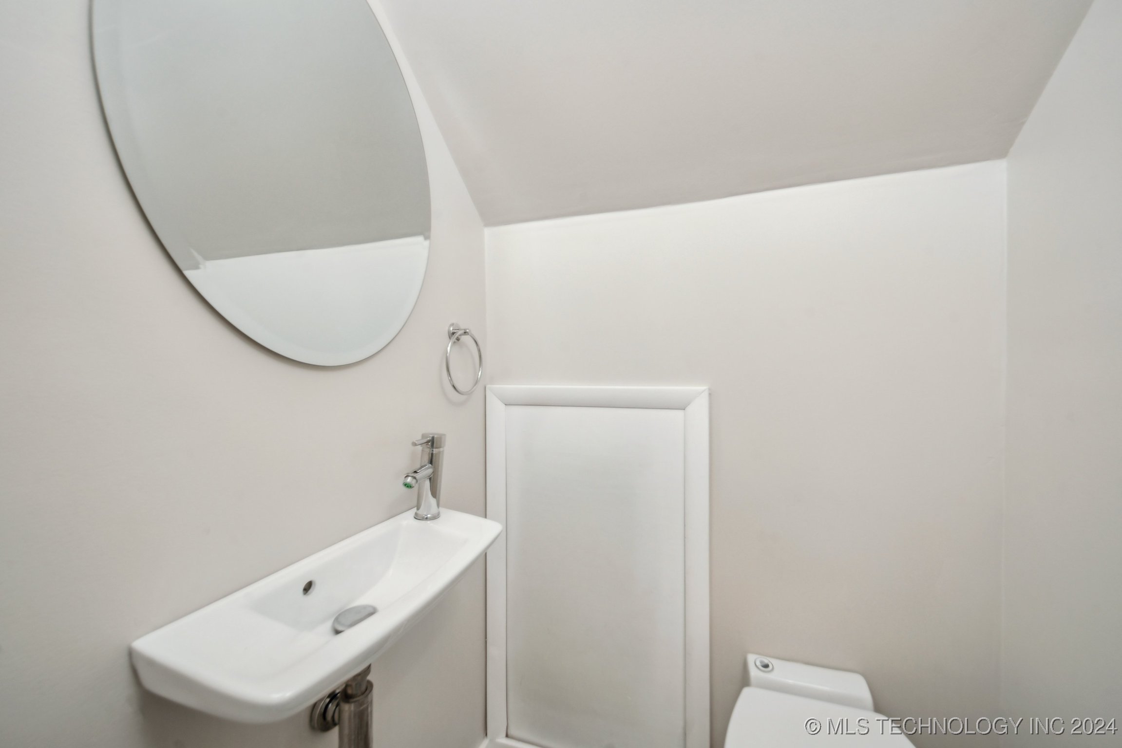 1201 W Sherwood Lane Property Photo 23