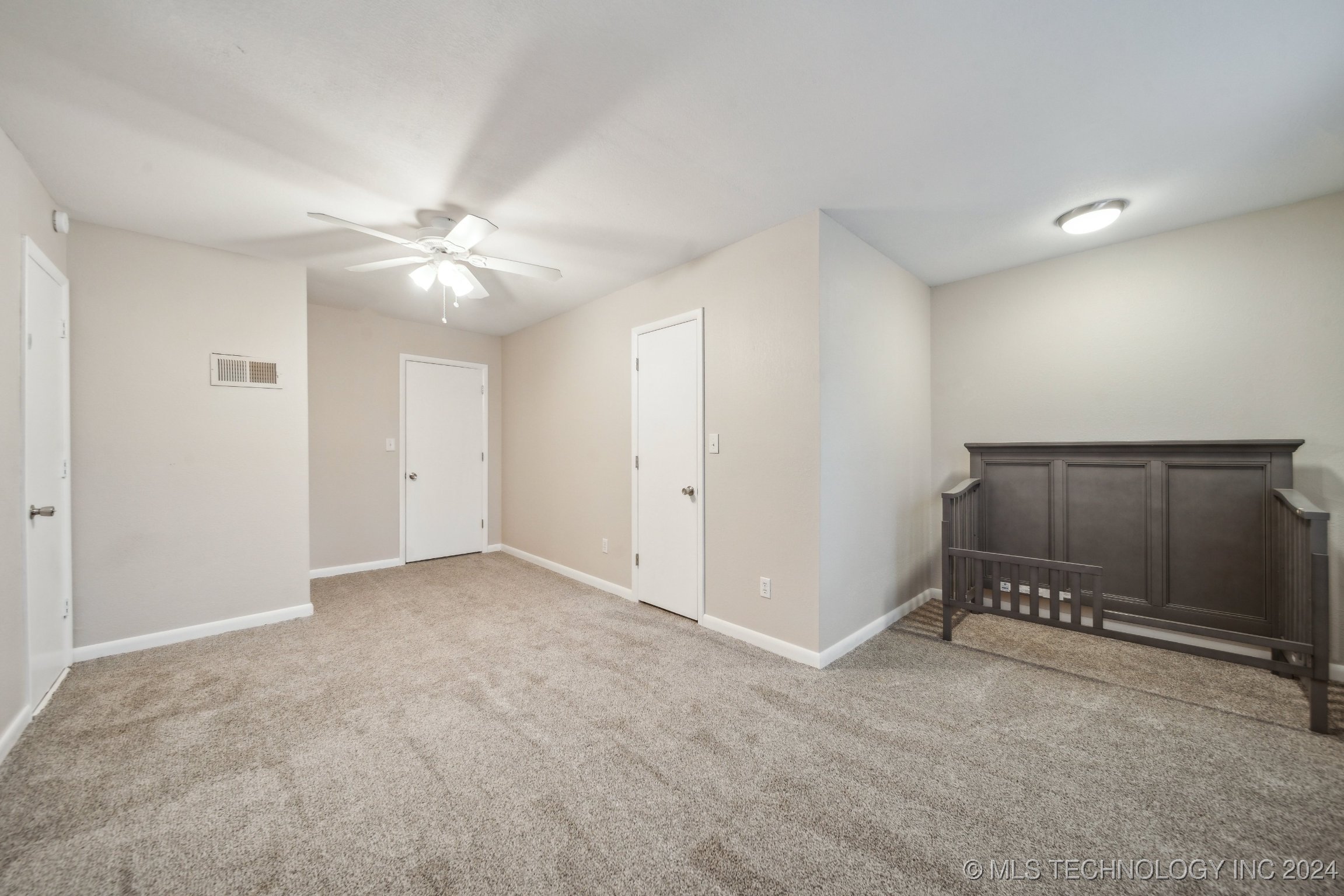 1201 W Sherwood Lane Property Photo 37