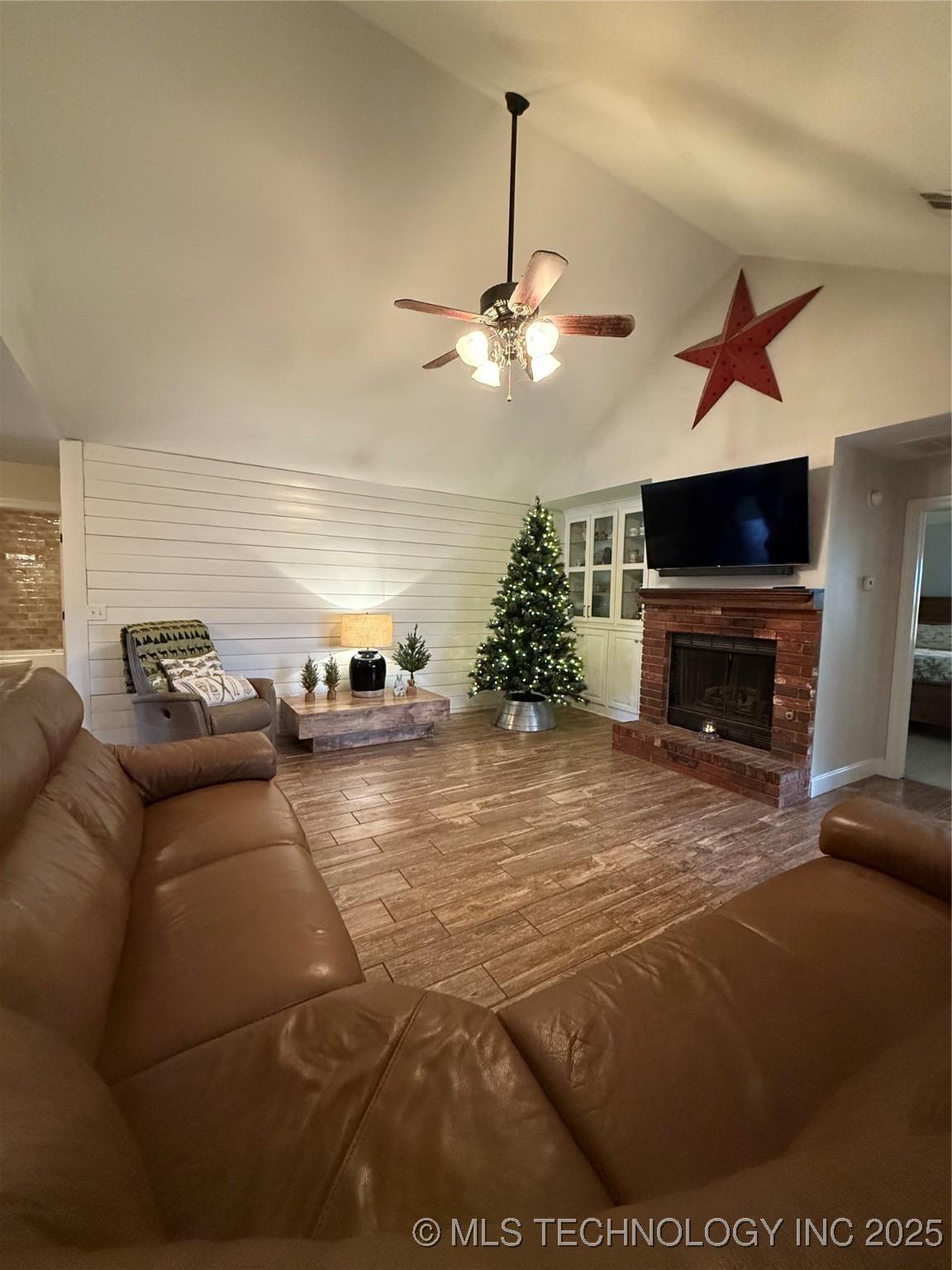 3300 N 5th Street Property Photo 6