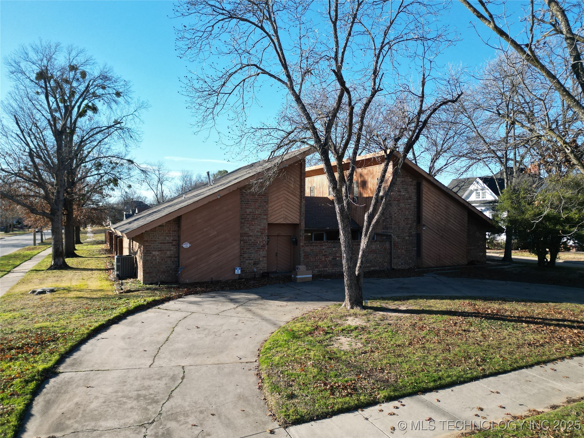 141 G Street Sw Property Photo