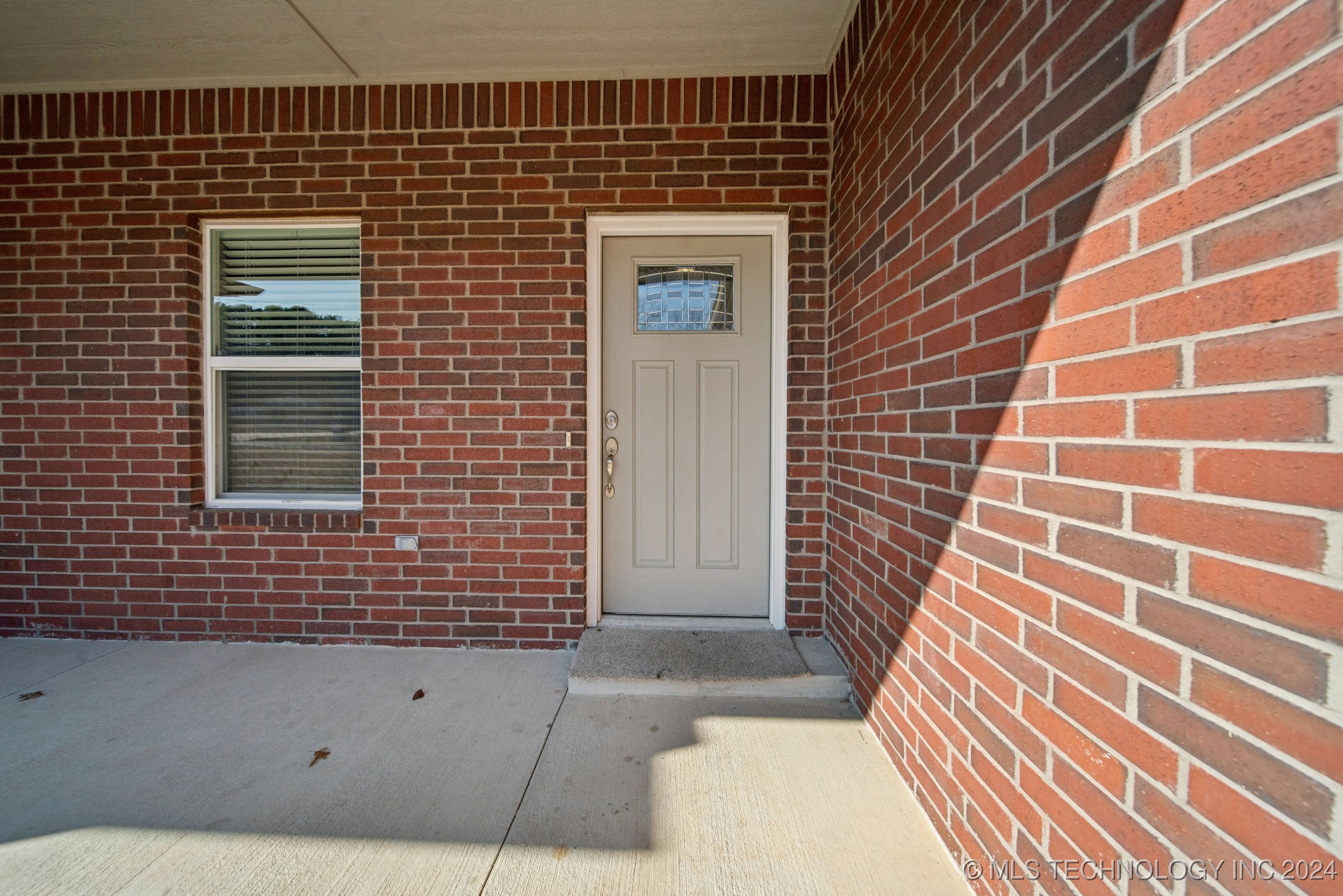 6902 S 219th East Avenue Property Photo 8