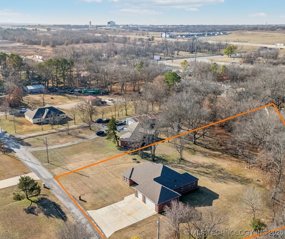 6902 S 219th East Avenue Property Photo 43