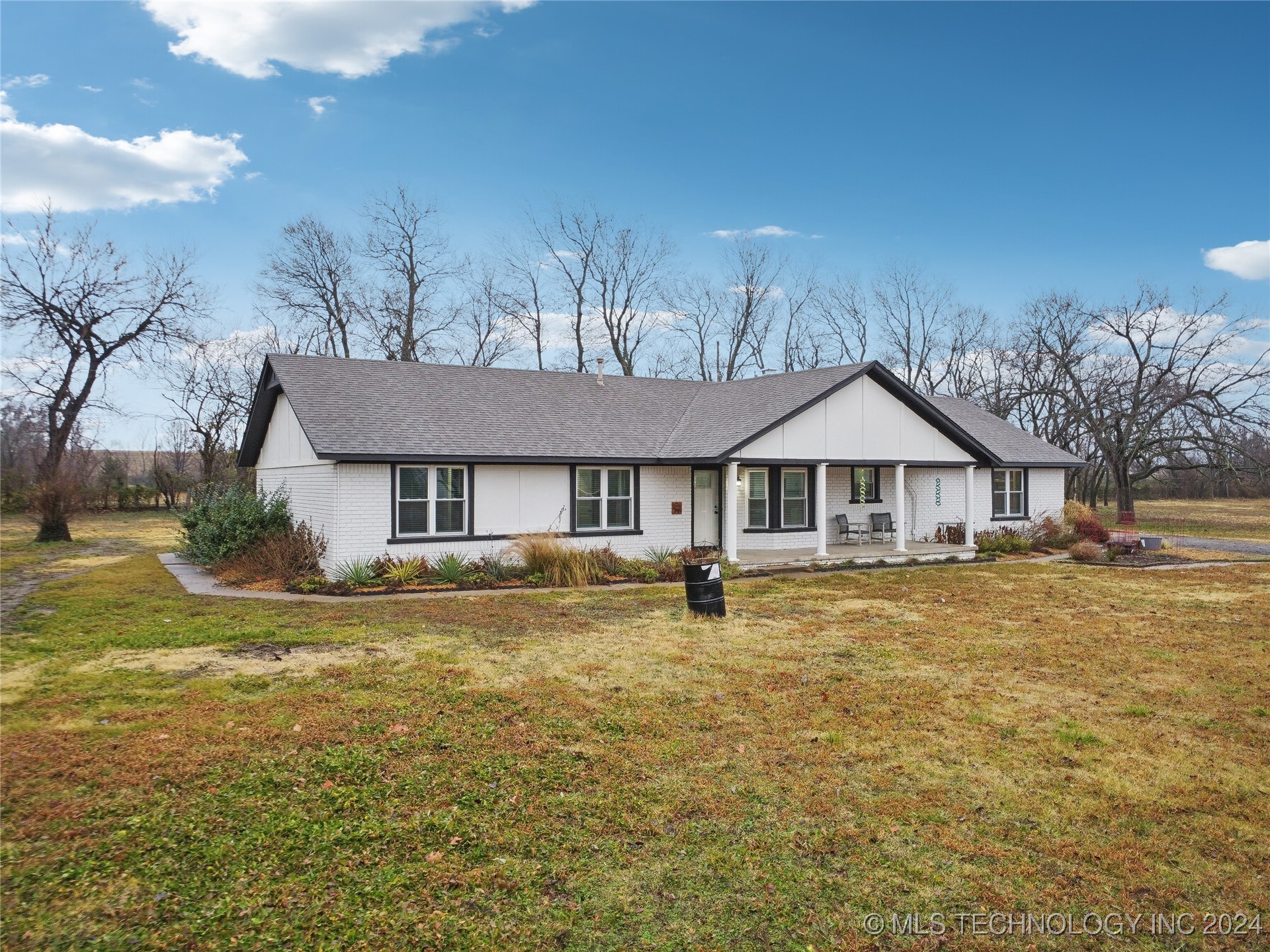 9105 E Shady Circle Property Photo 4