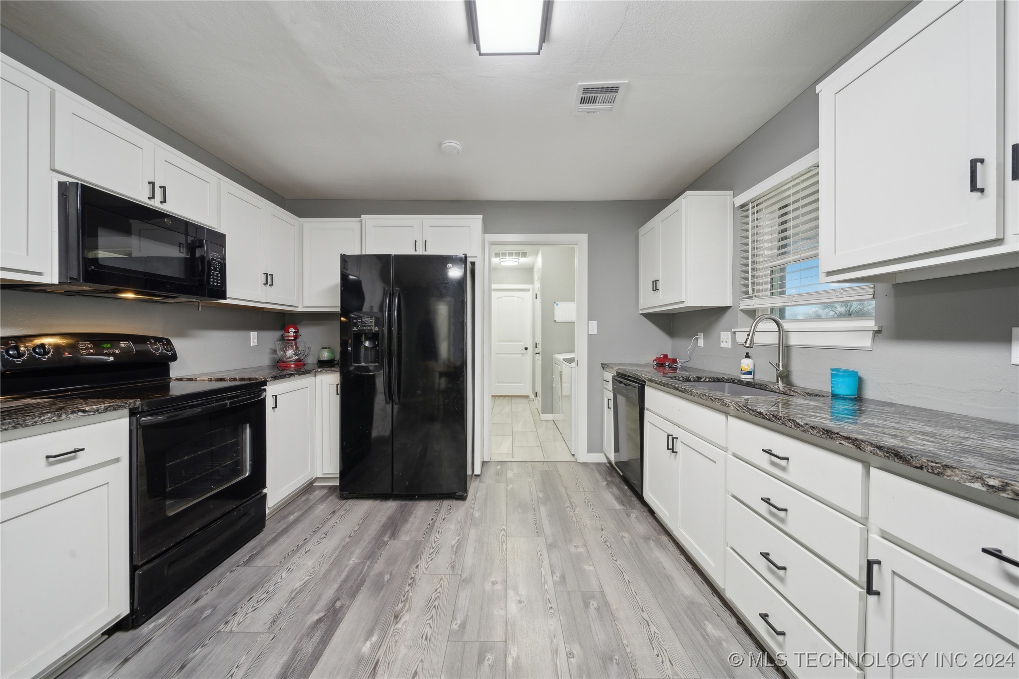 9105 E Shady Circle Property Photo 12