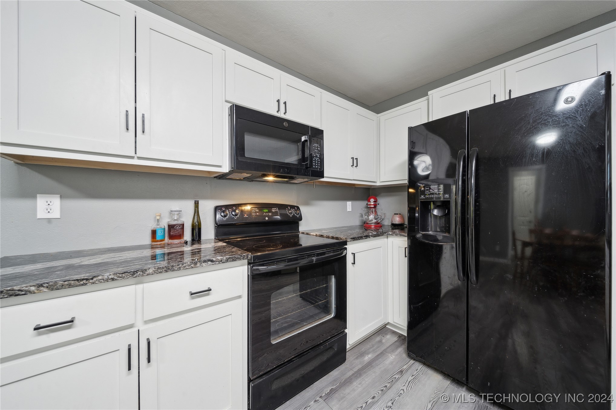 9105 E Shady Circle Property Photo 13