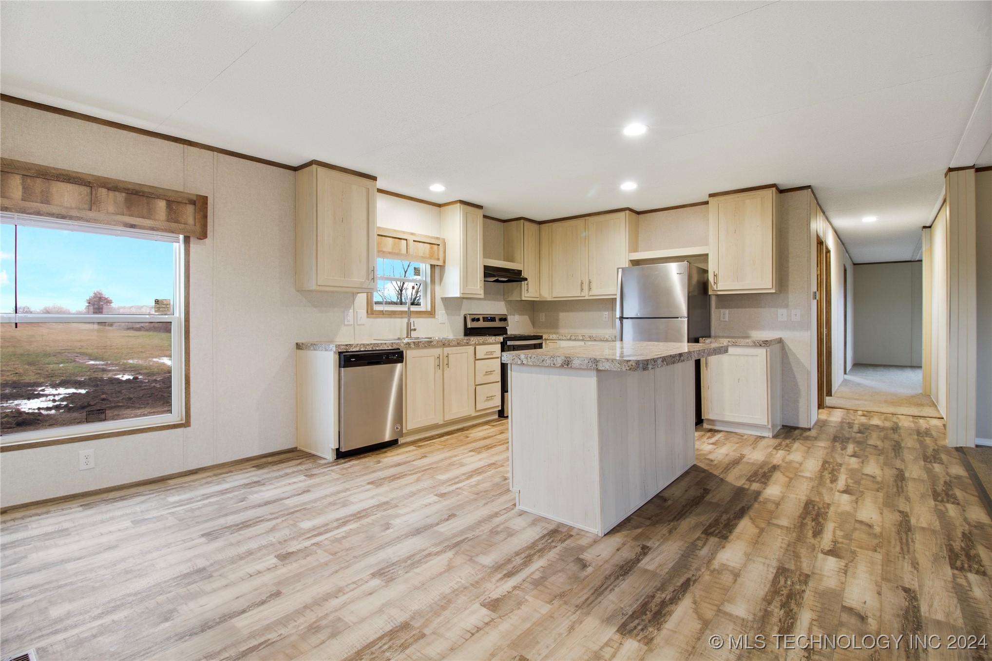8236 Happy Camp Road Property Photo 8