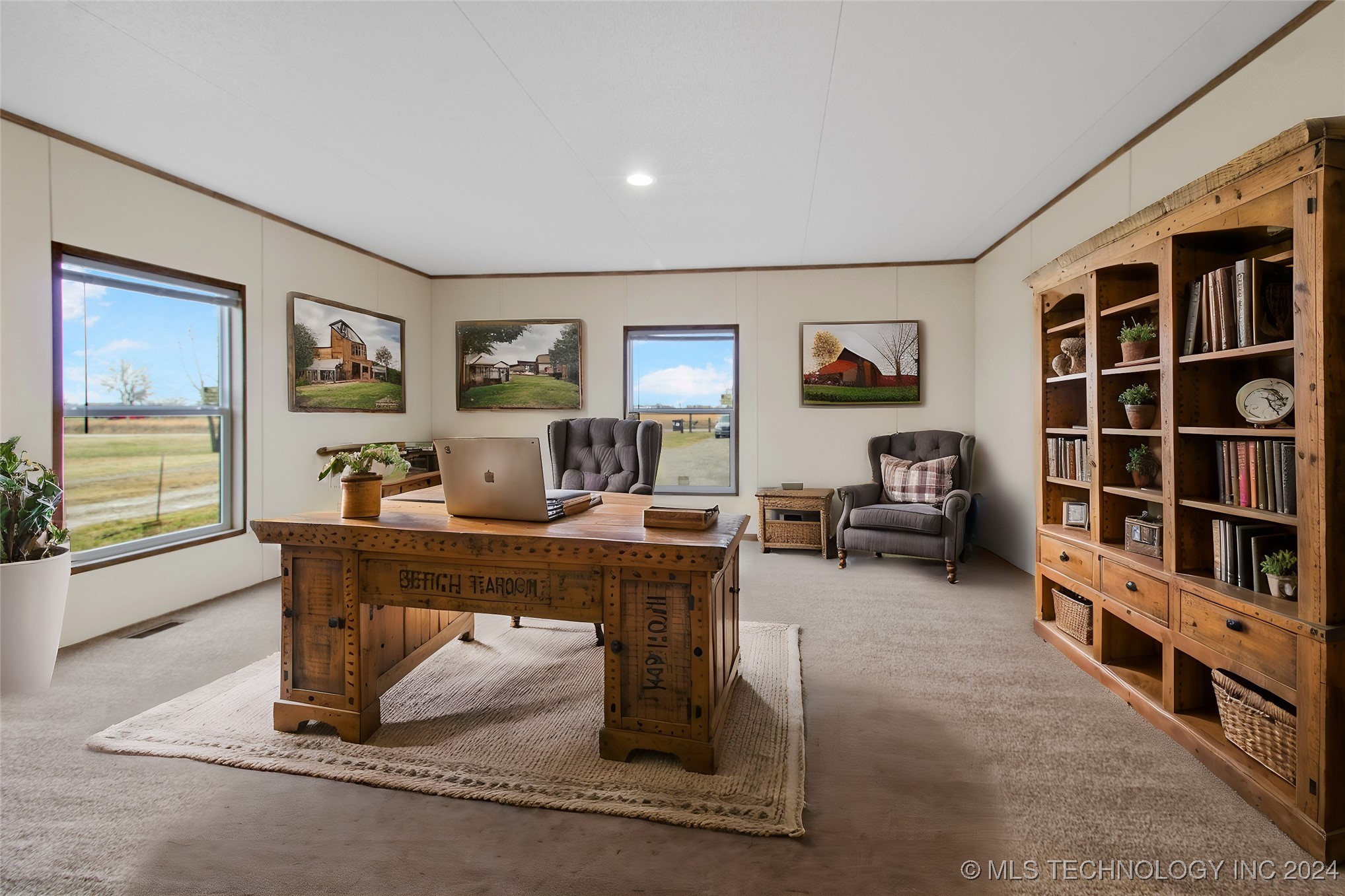 8236 Happy Camp Road Property Photo 13