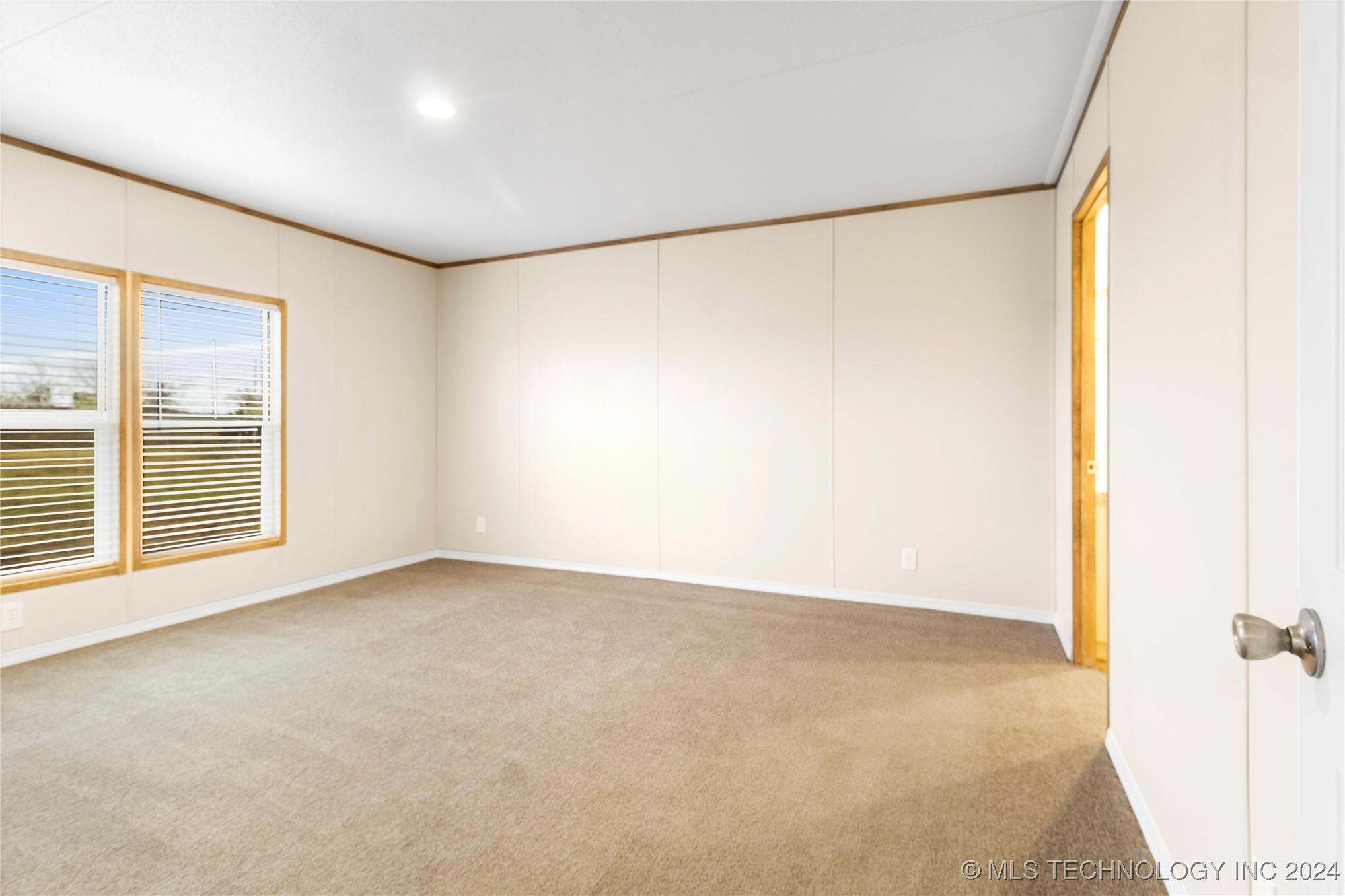 8236 Happy Camp Road Property Photo 14