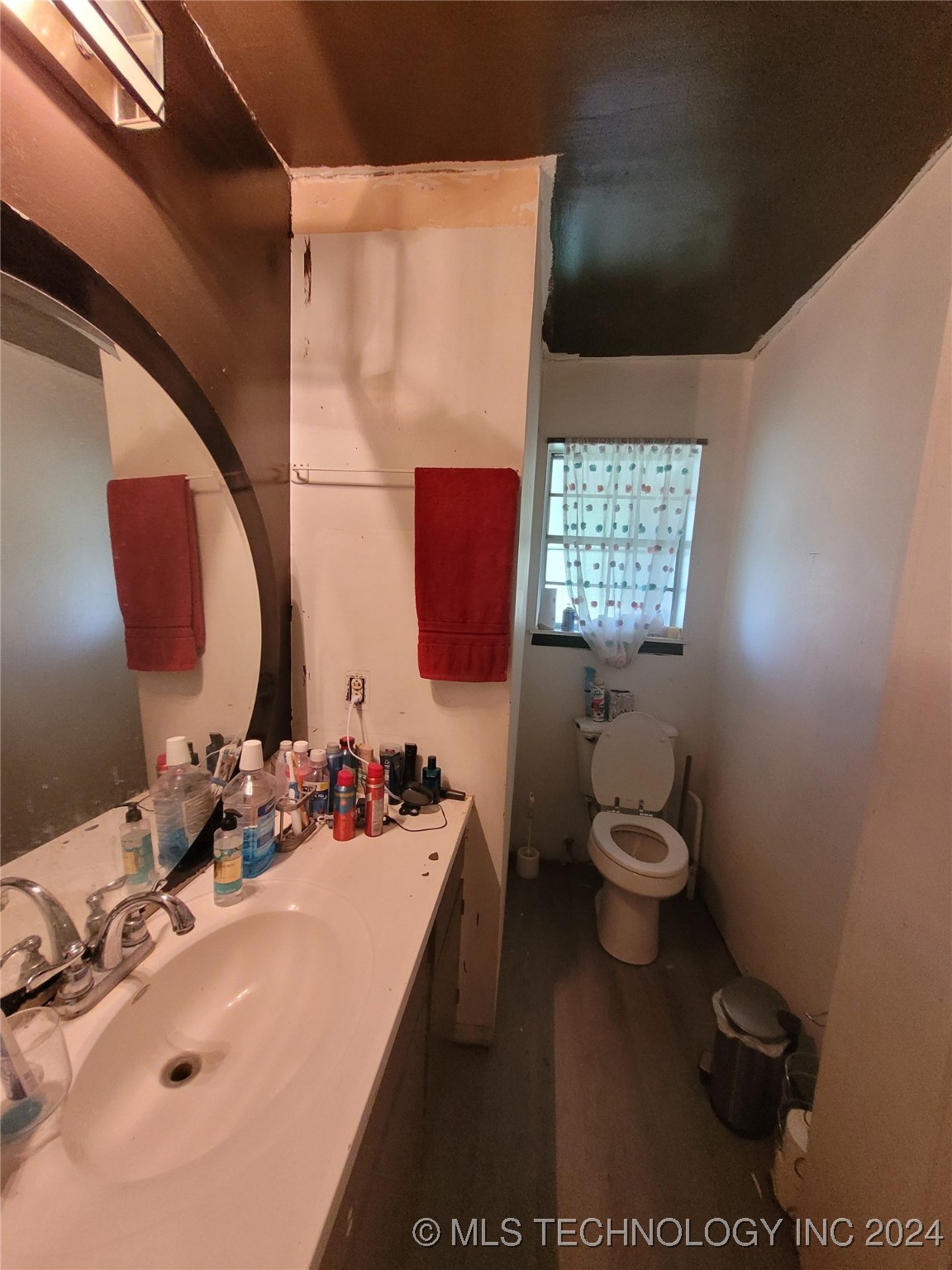 6752 S 444 Road Property Photo 9