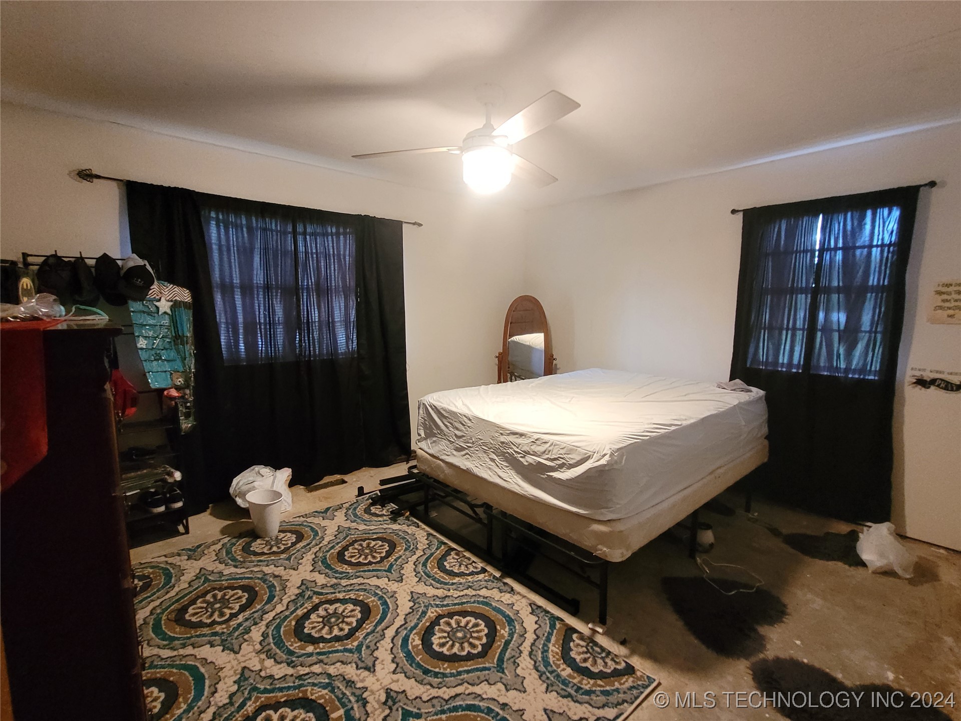 6752 S 444 Road Property Photo 10