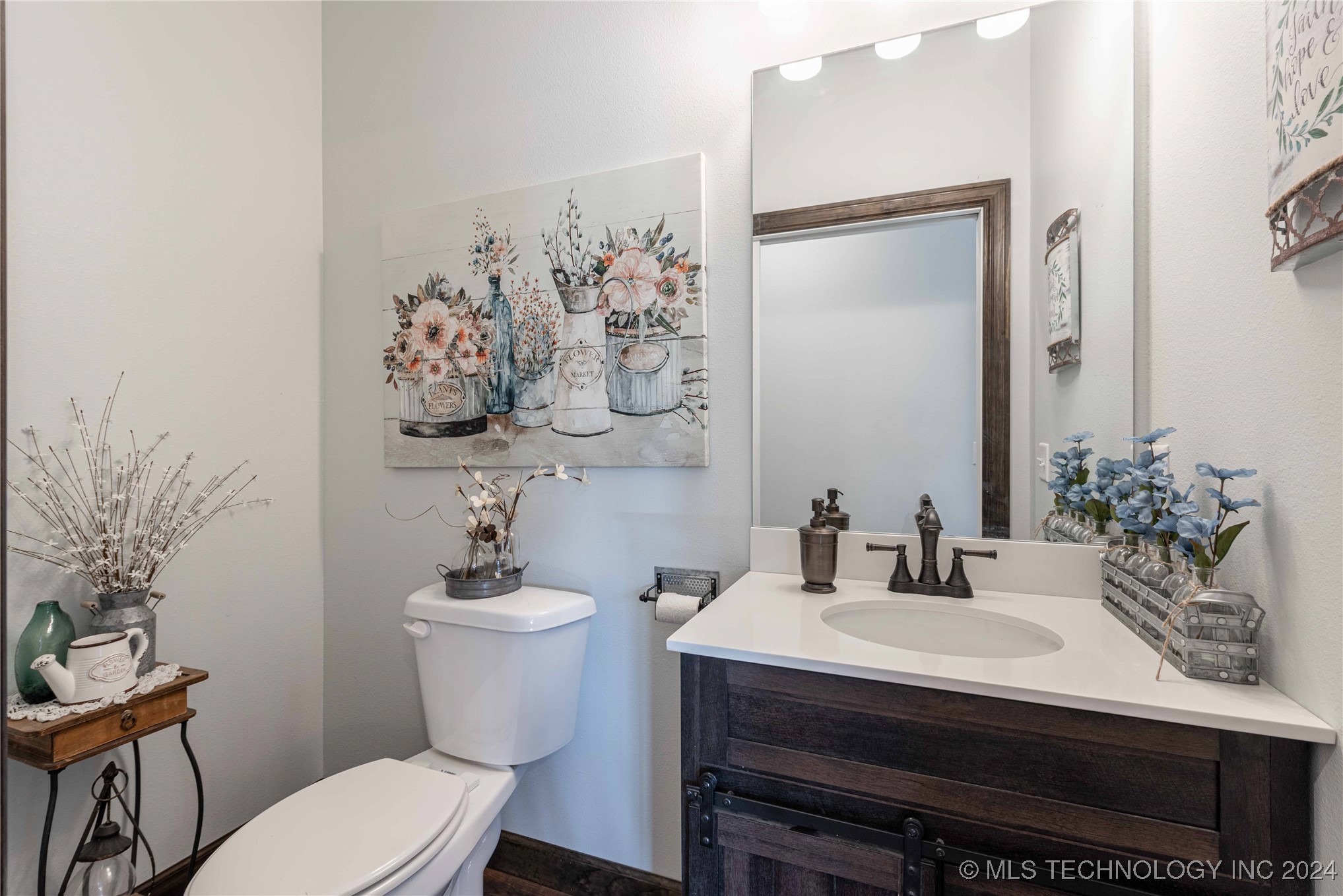 24542 E 720 Road Property Photo 17