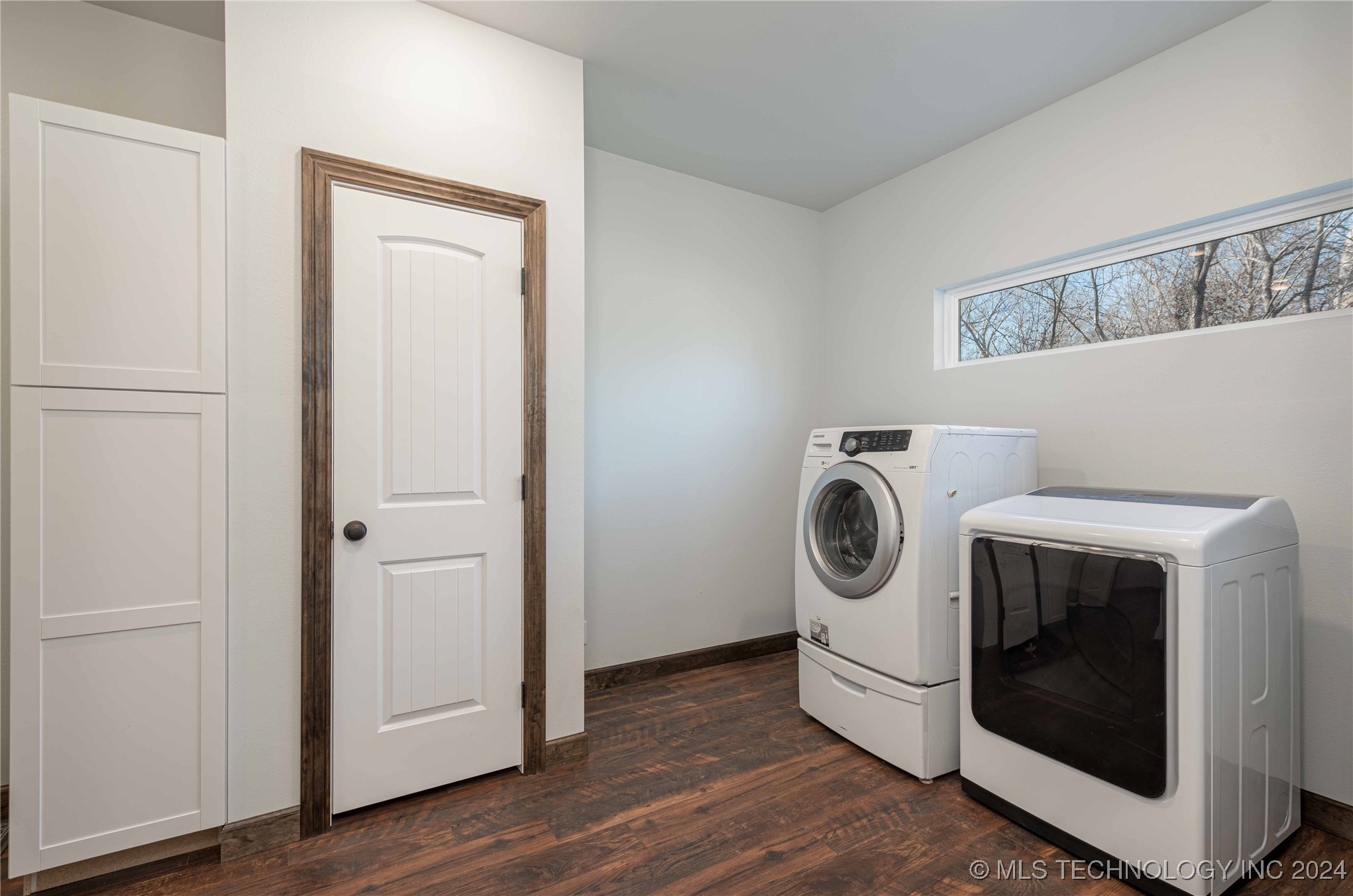 24542 E 720 Road Property Photo 18