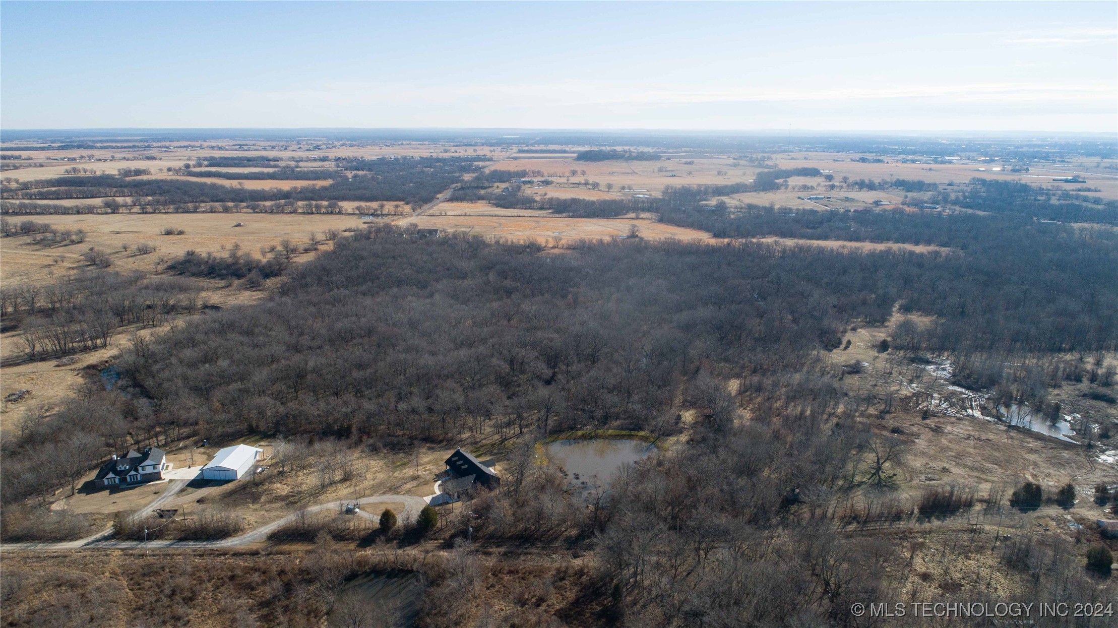 24542 E 720 Road Property Photo 27