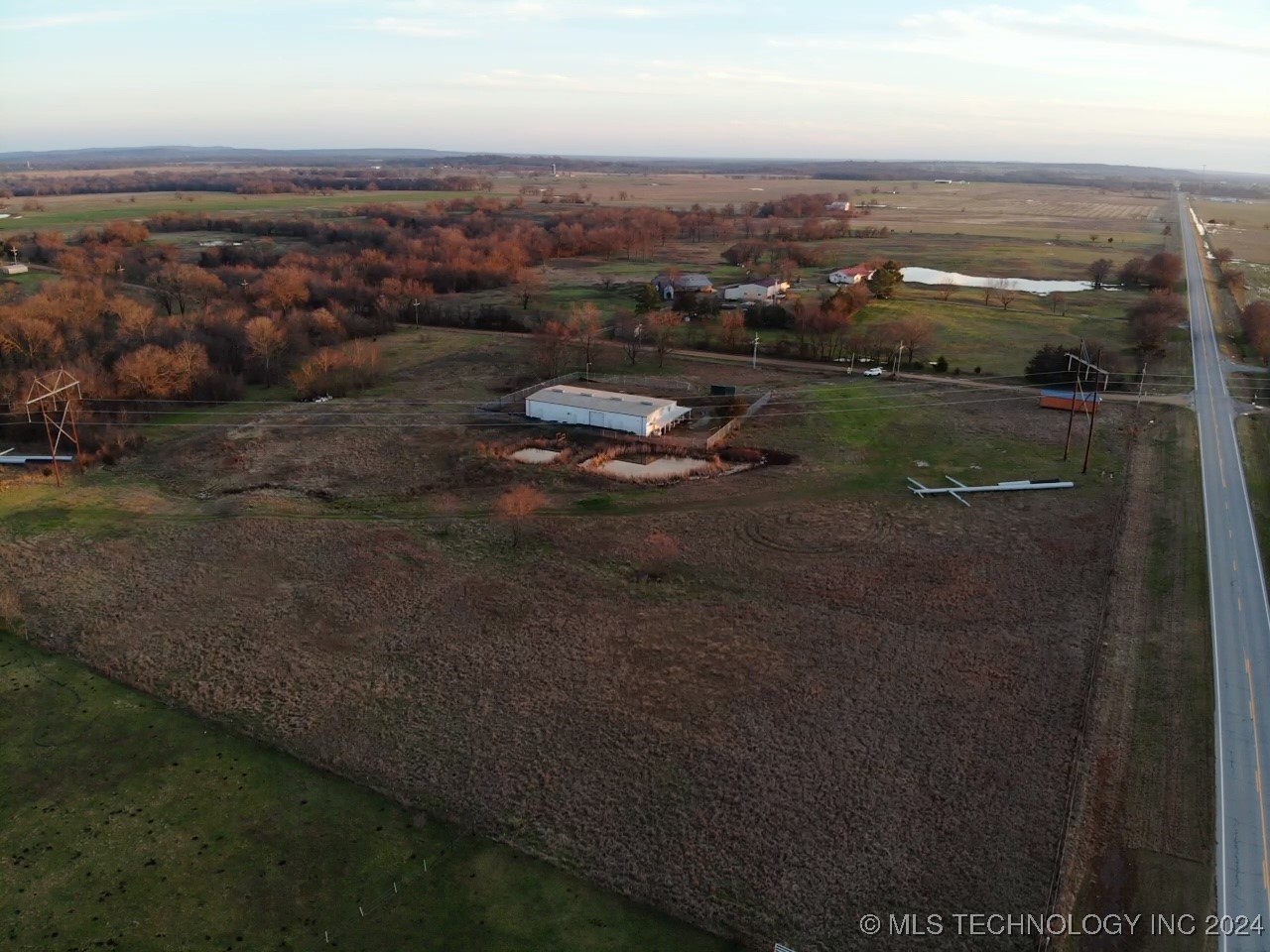 37104 County Road 1720 Property Photo 5