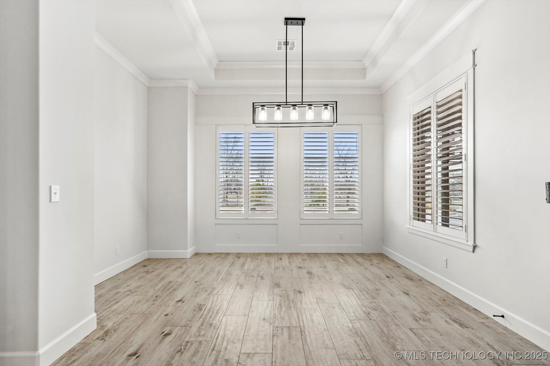 19002 E Chokeberry Street Property Photo 27