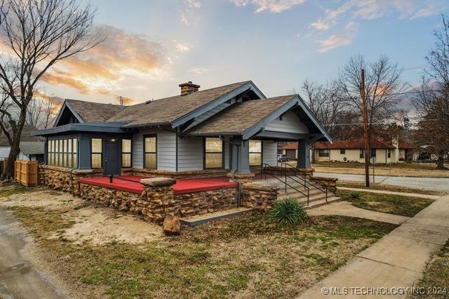 402 S Poplar Street Property Photo