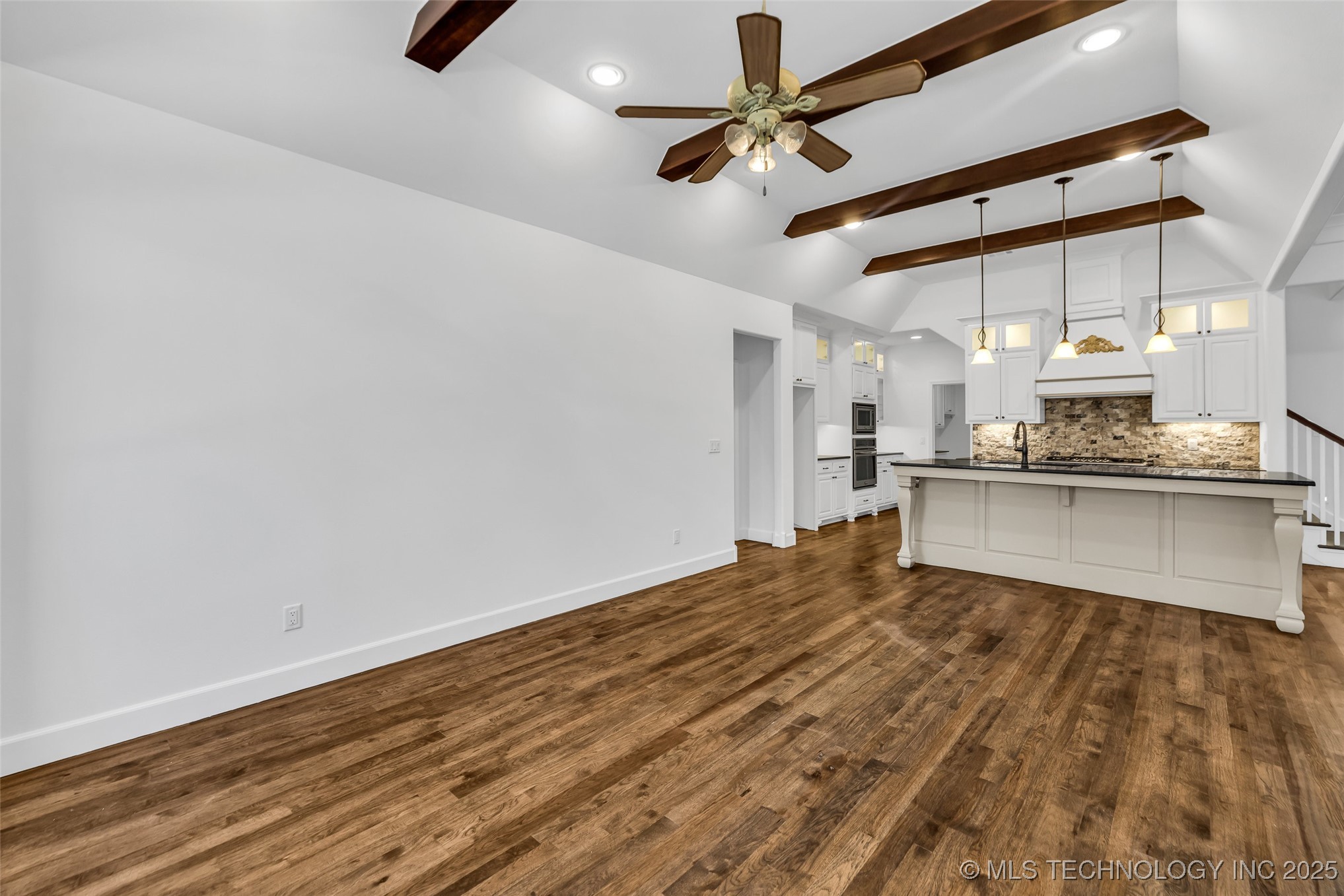 12050 S 68th East Avenue E Property Photo 11
