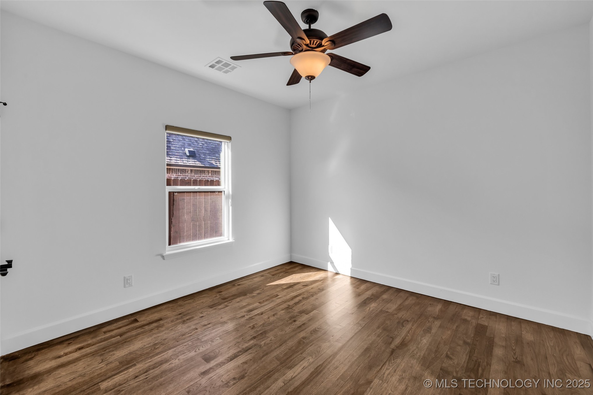 12050 S 68th East Avenue E Property Photo 19