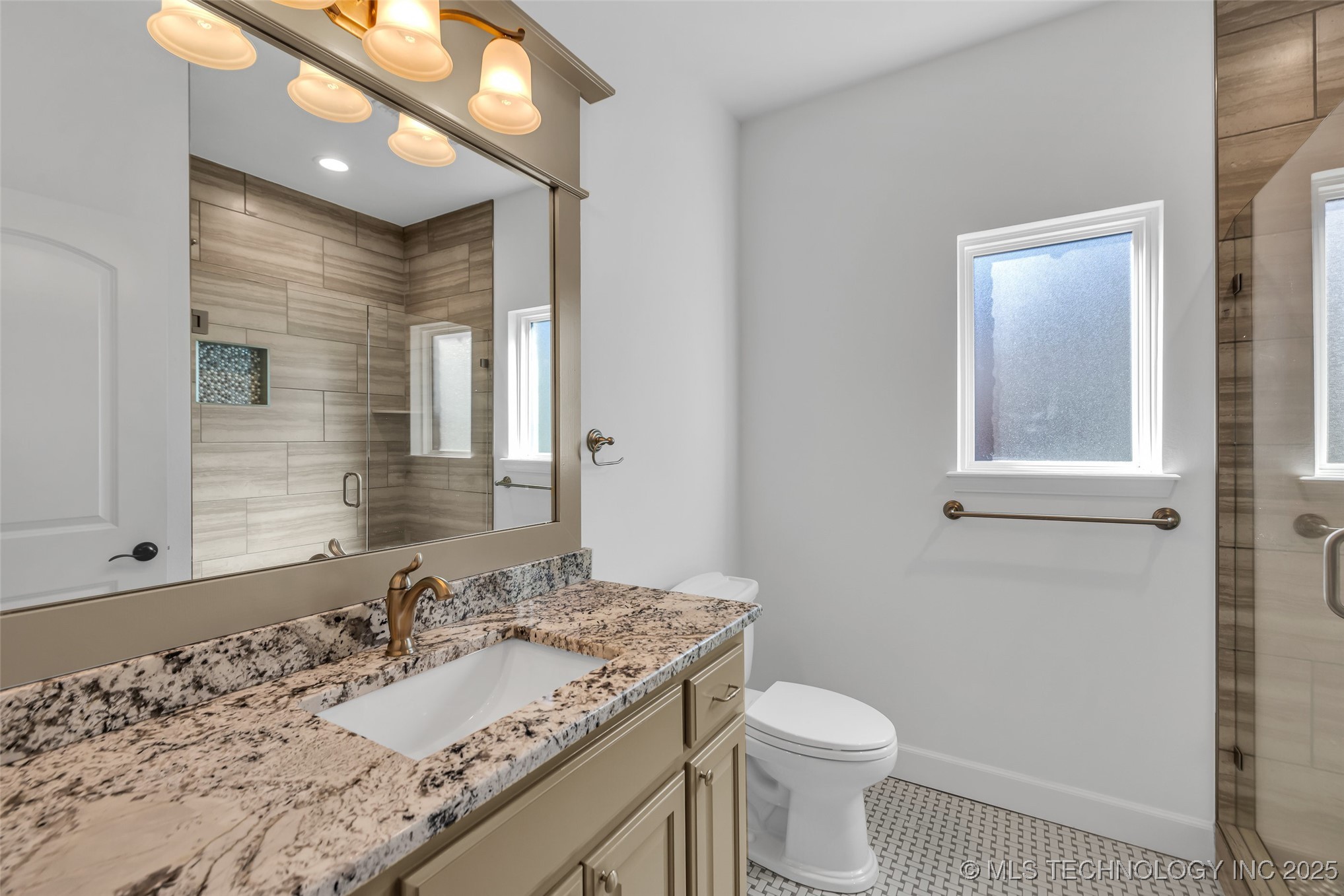 12050 S 68th East Avenue E Property Photo 22