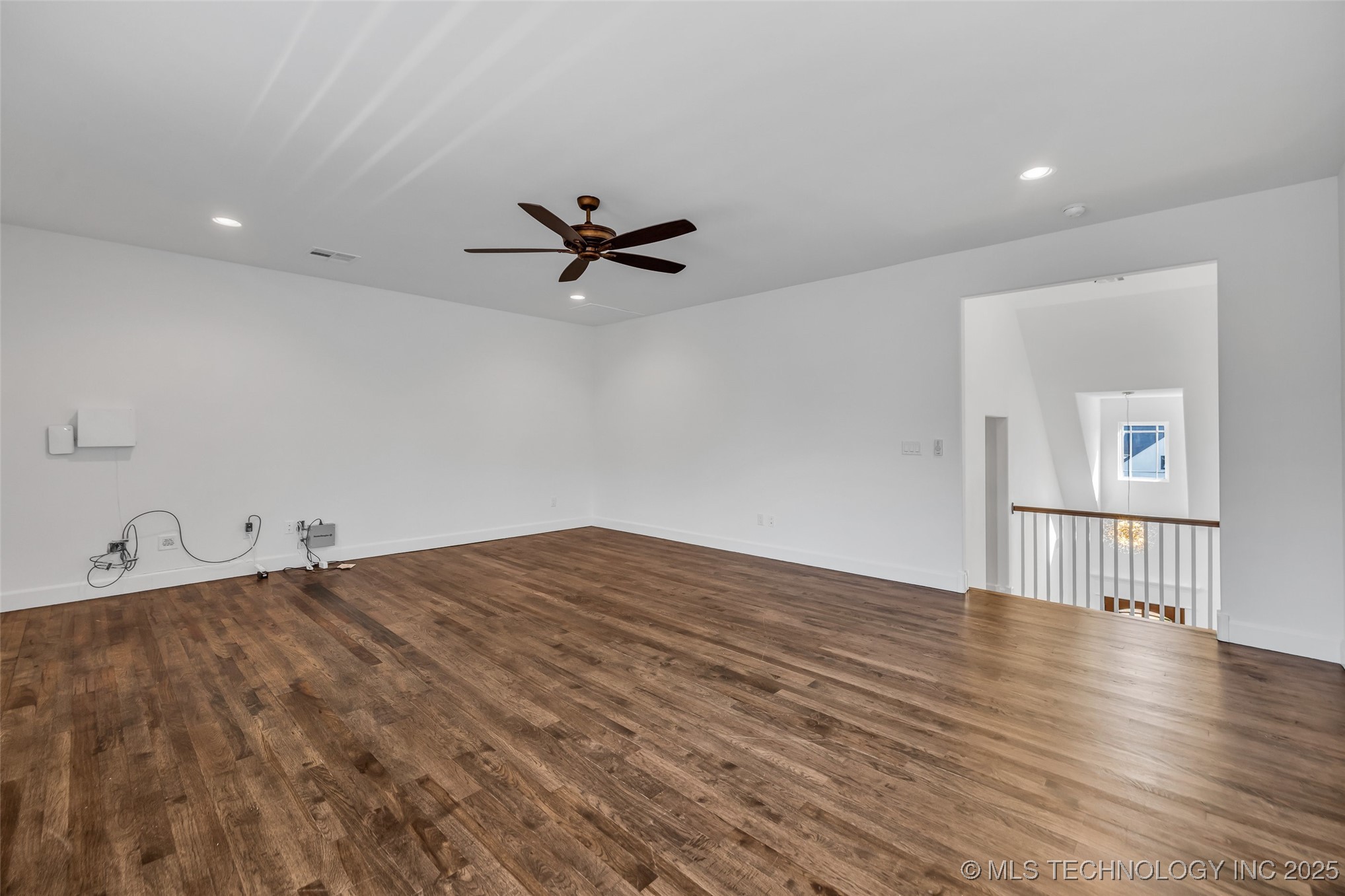 12050 S 68th East Avenue E Property Photo 27