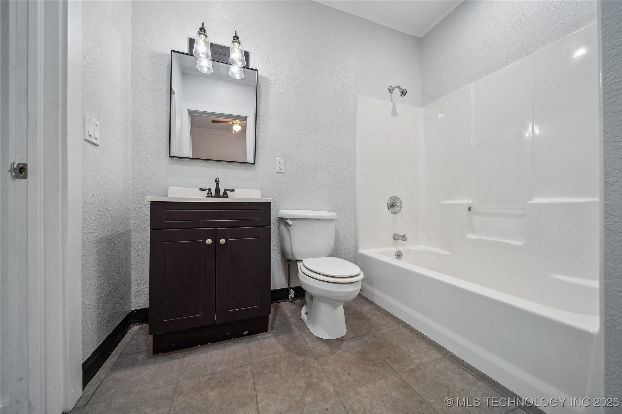 708 S Miami Avenue Property Photo 12