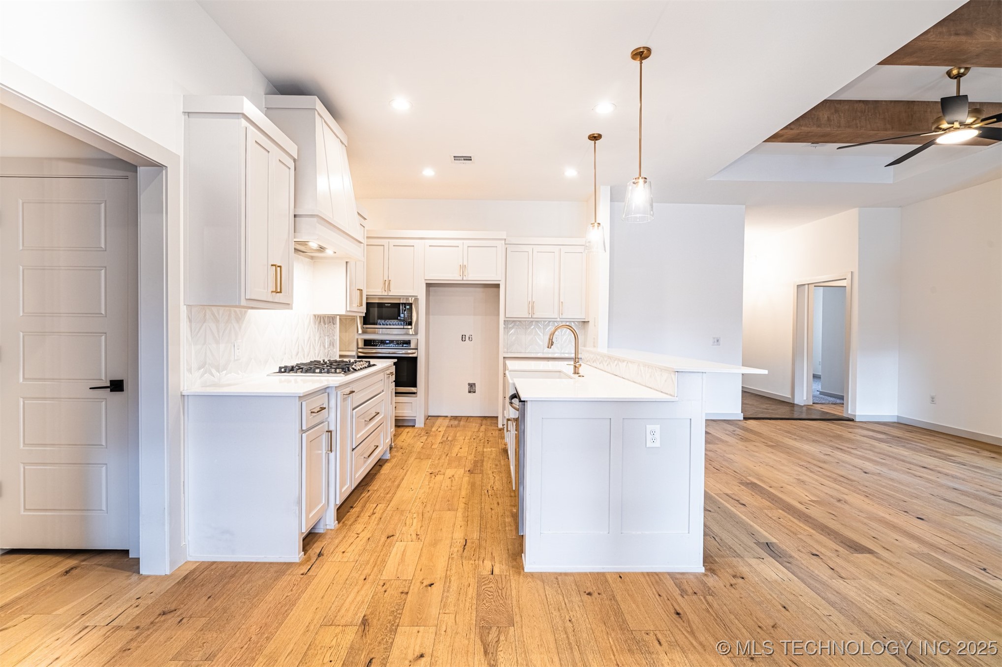 6026 E 127th Street Property Photo 13