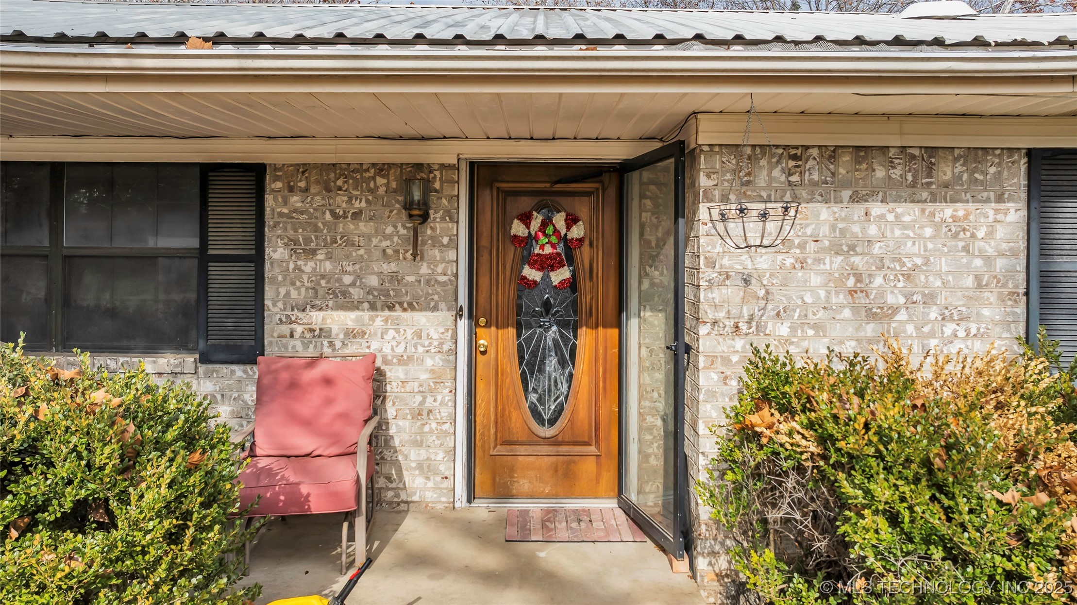 18860 11th Street Property Photo 2