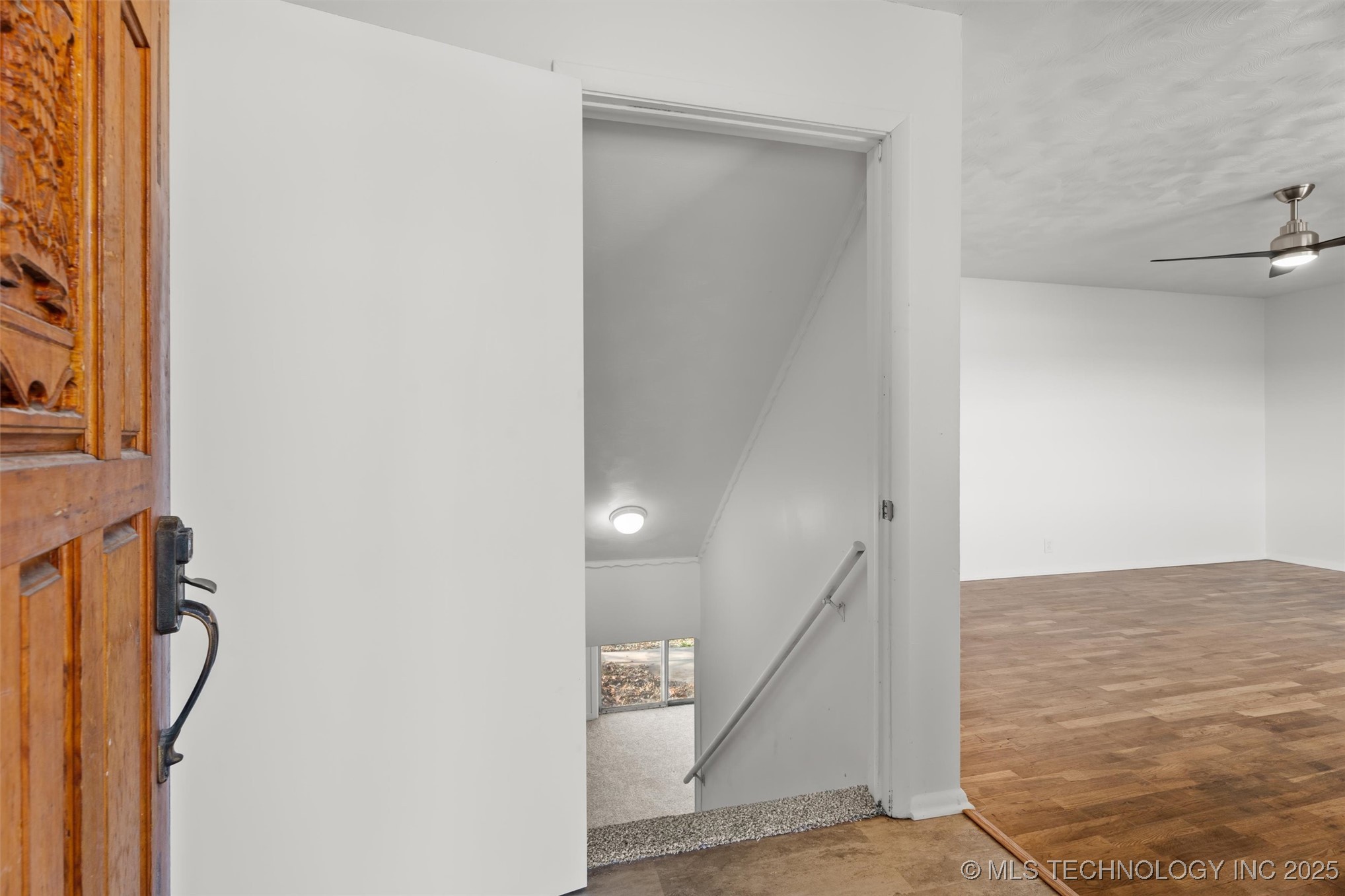 1613 Se Washington Boulevard Property Photo 5