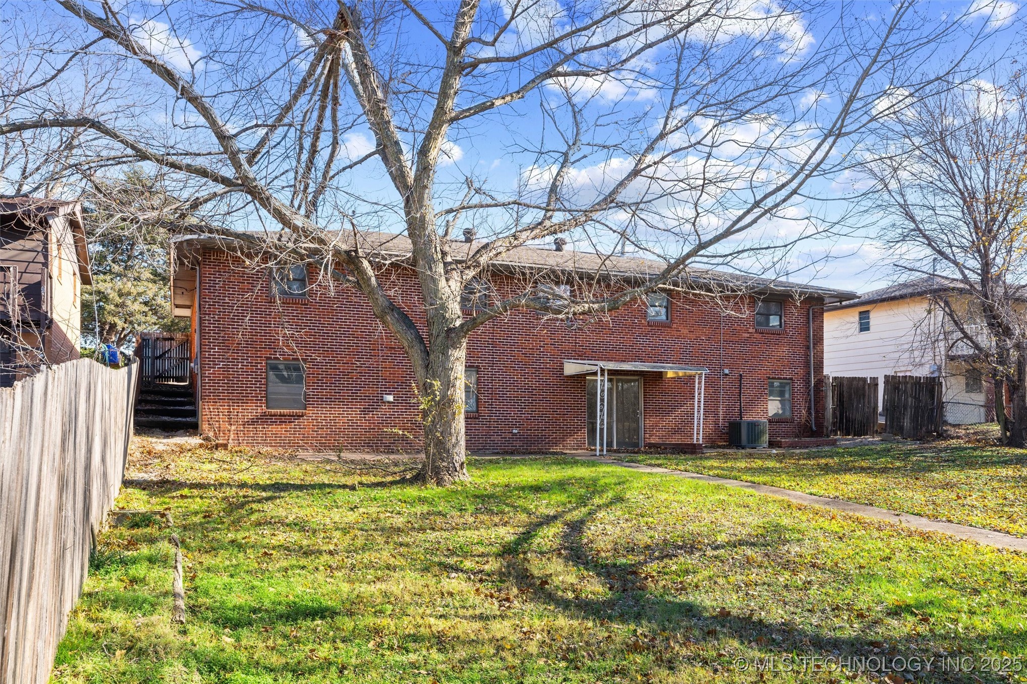 1613 Se Washington Boulevard Property Photo 31
