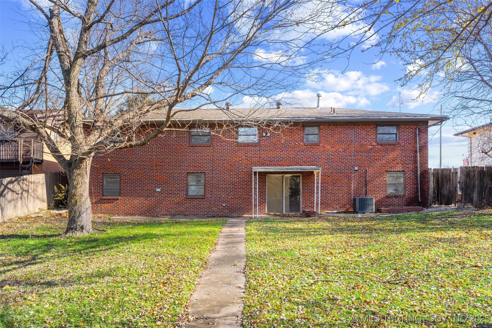 1613 Se Washington Boulevard Property Photo 32