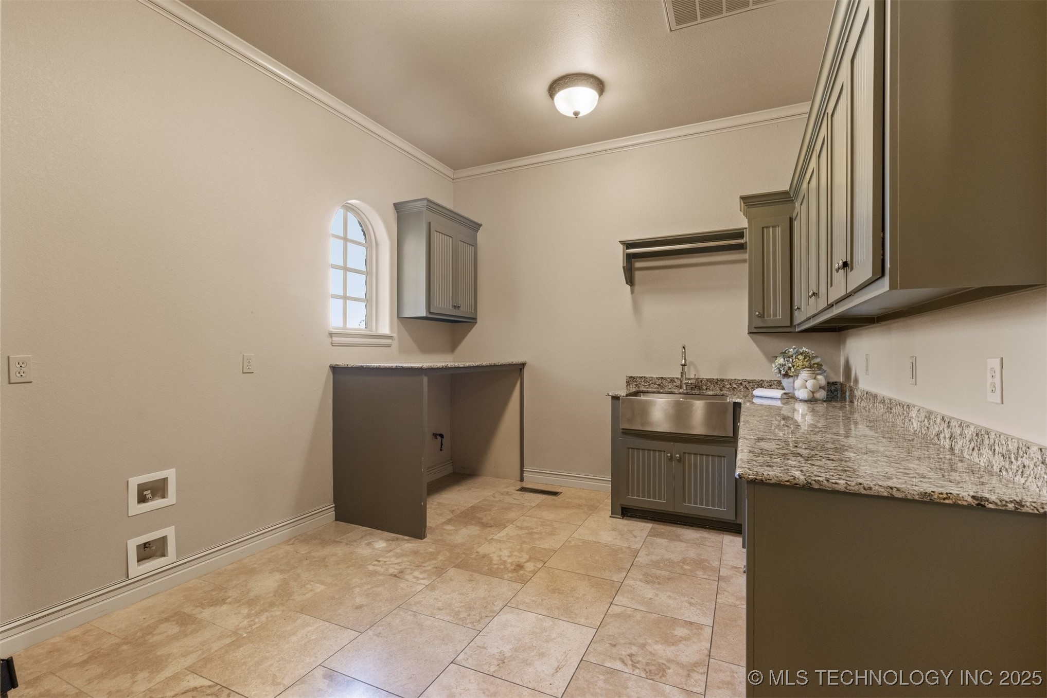 405 E Decatur Street Property Photo 51