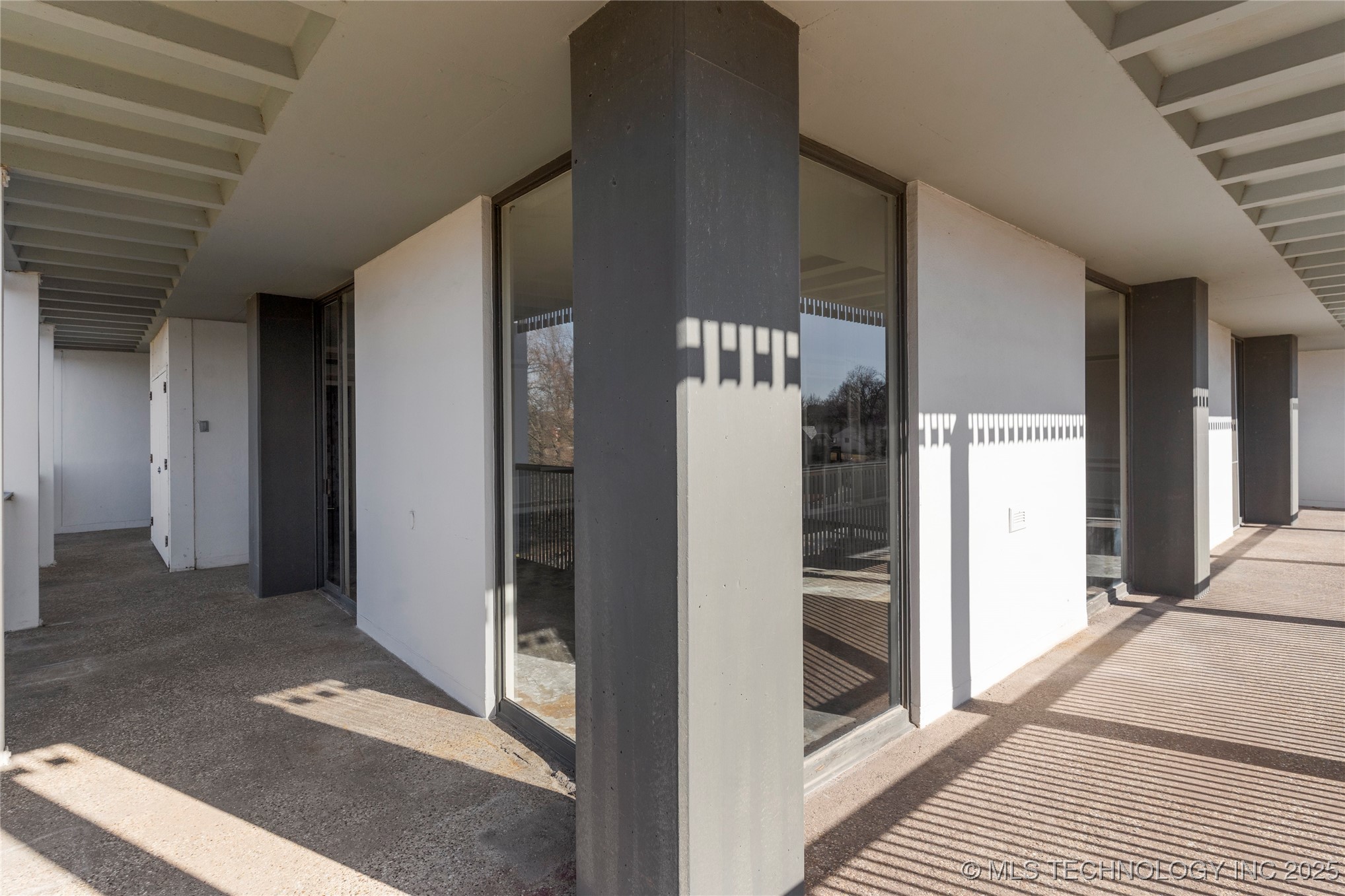 2300 Riverside Drive E Property Photo 42