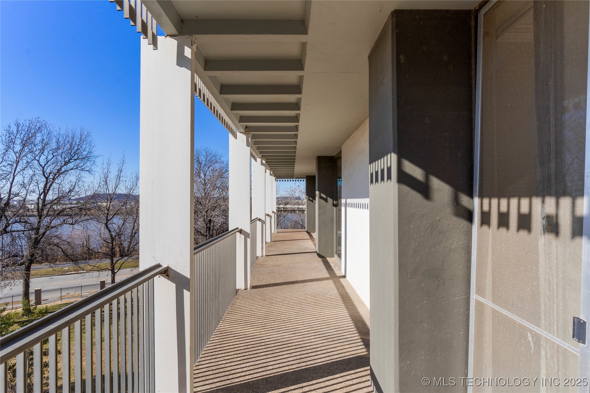 2300 Riverside Drive E Property Photo 44