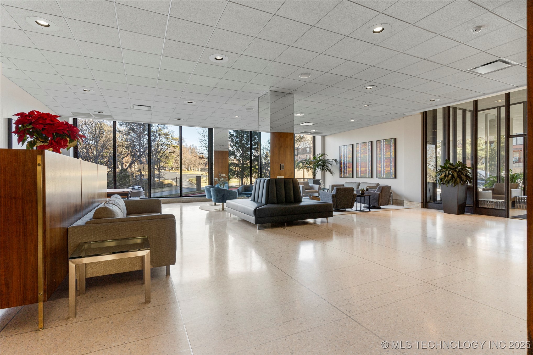 2300 Riverside Drive E Property Photo 48