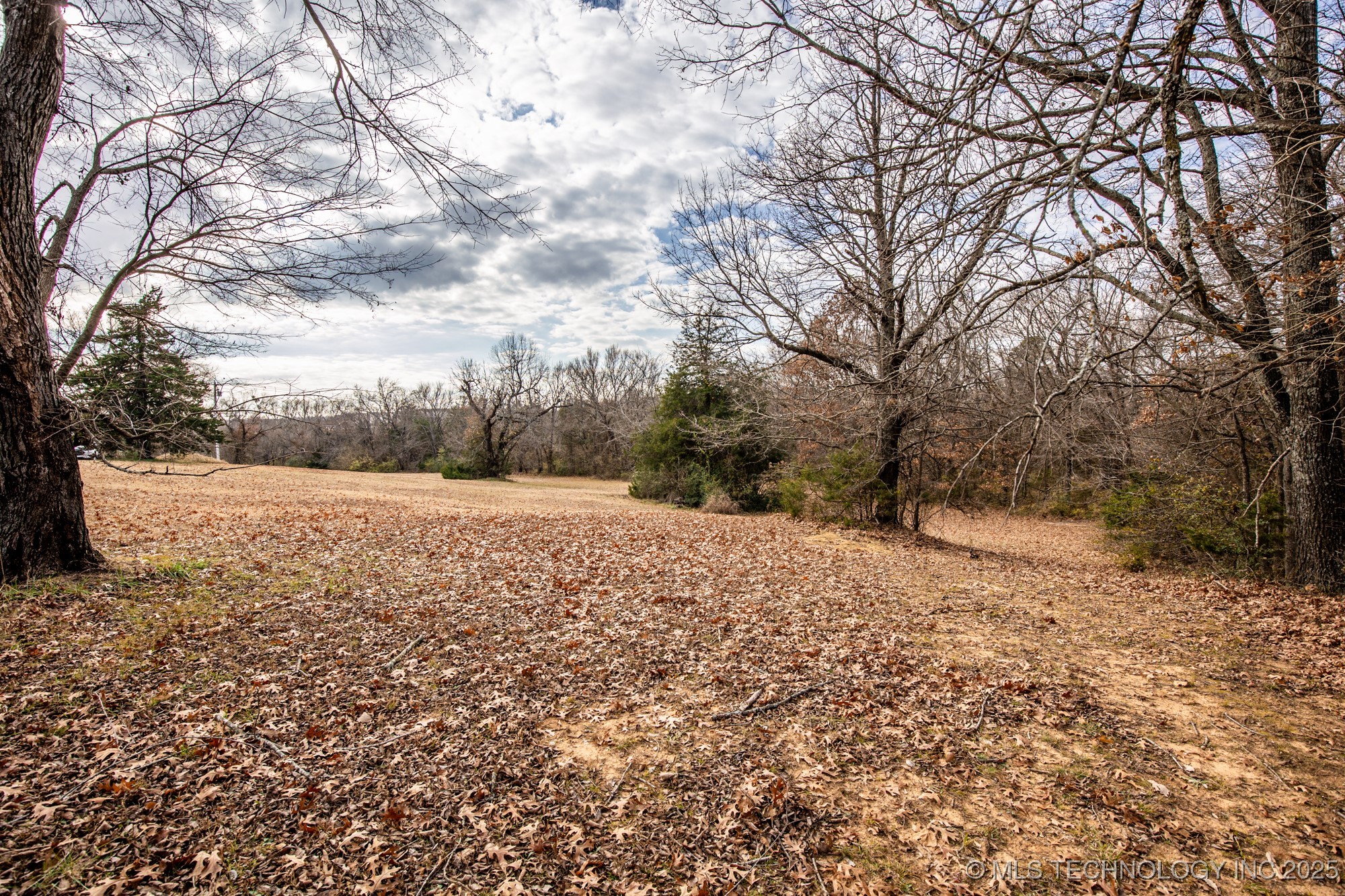 2100 Ahloso Road Property Photo 44