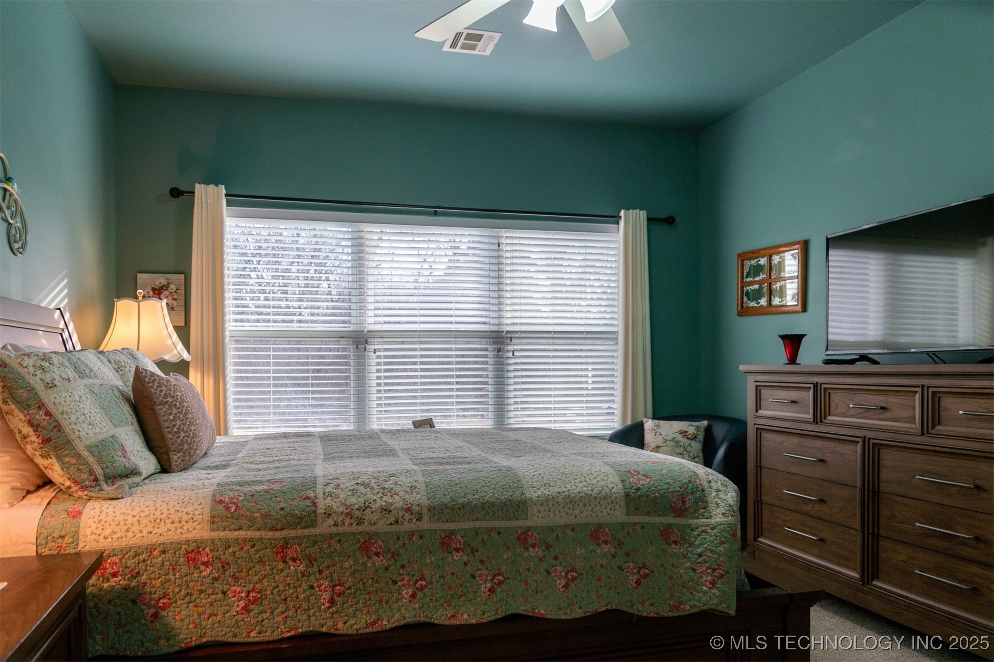 4264 Greentree Way 19a Property Photo 15