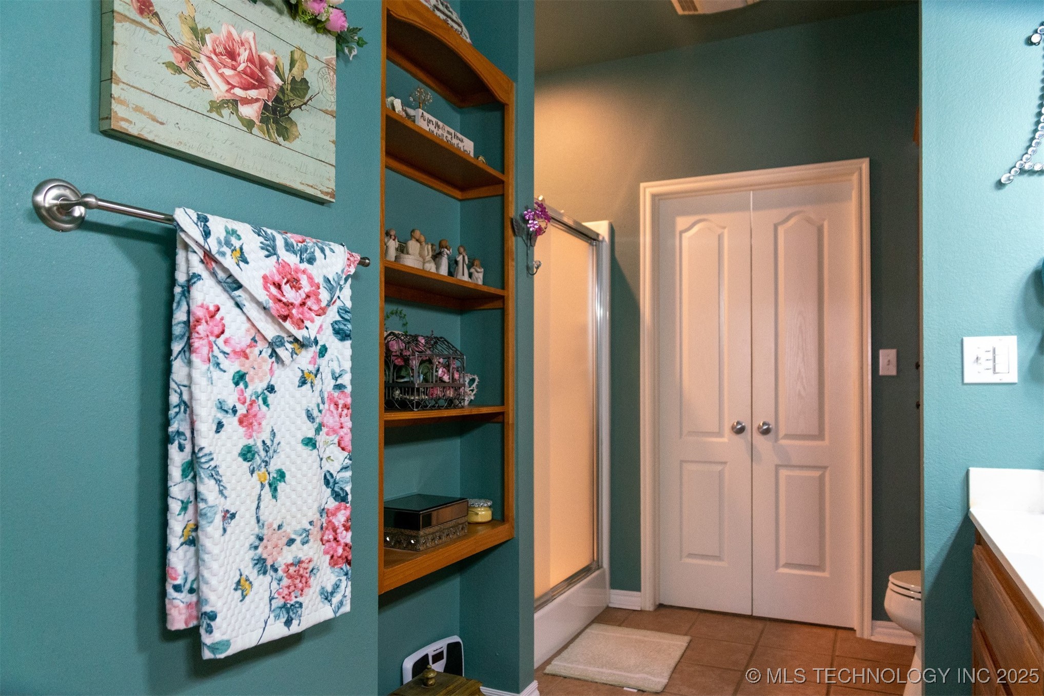 4264 Greentree Way 19a Property Photo 17