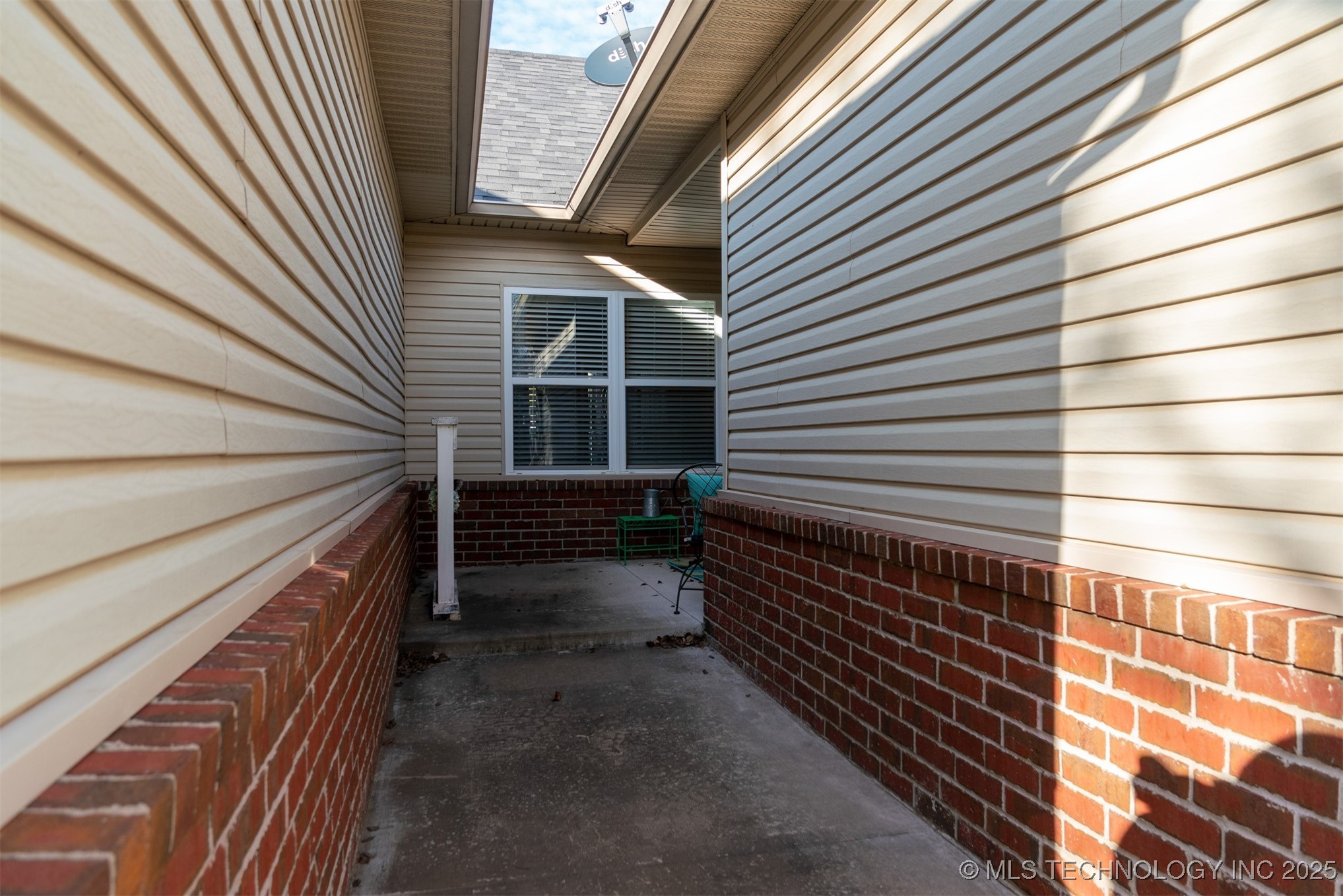 4264 Greentree Way 19a Property Photo 20
