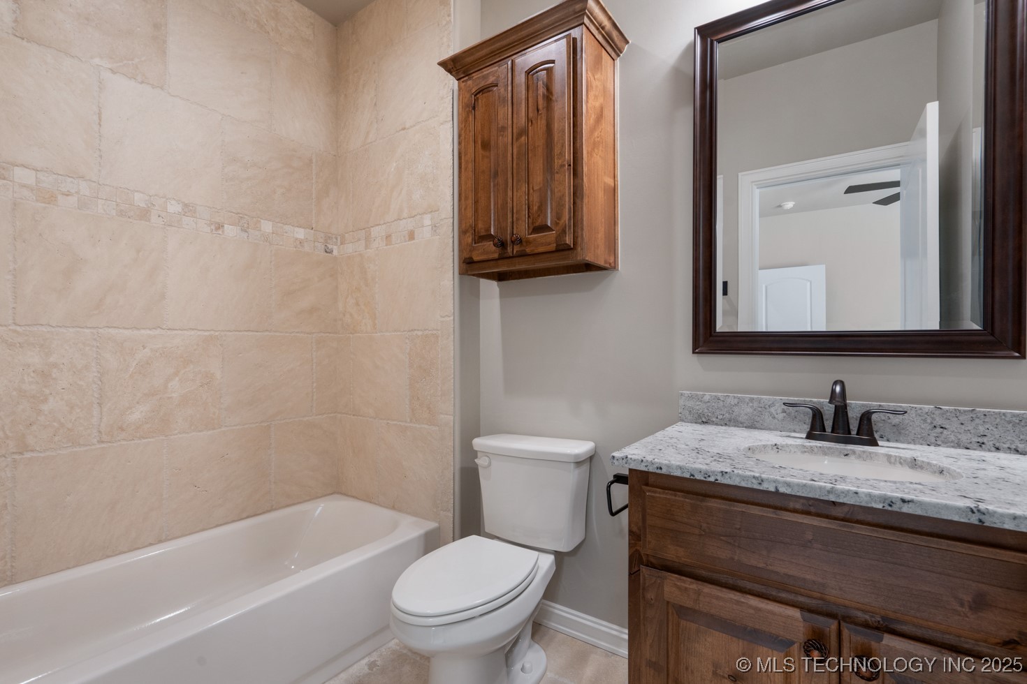 2787 Forest View Drive Property Photo 31