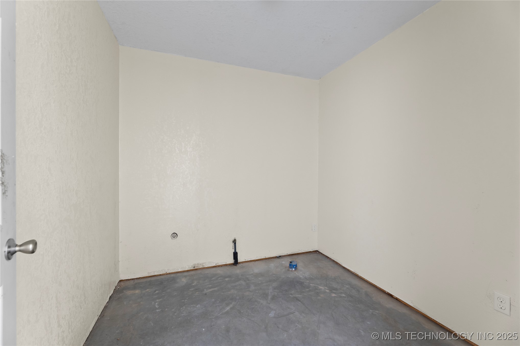 7330 Rhgato Acres Road Property Photo 5