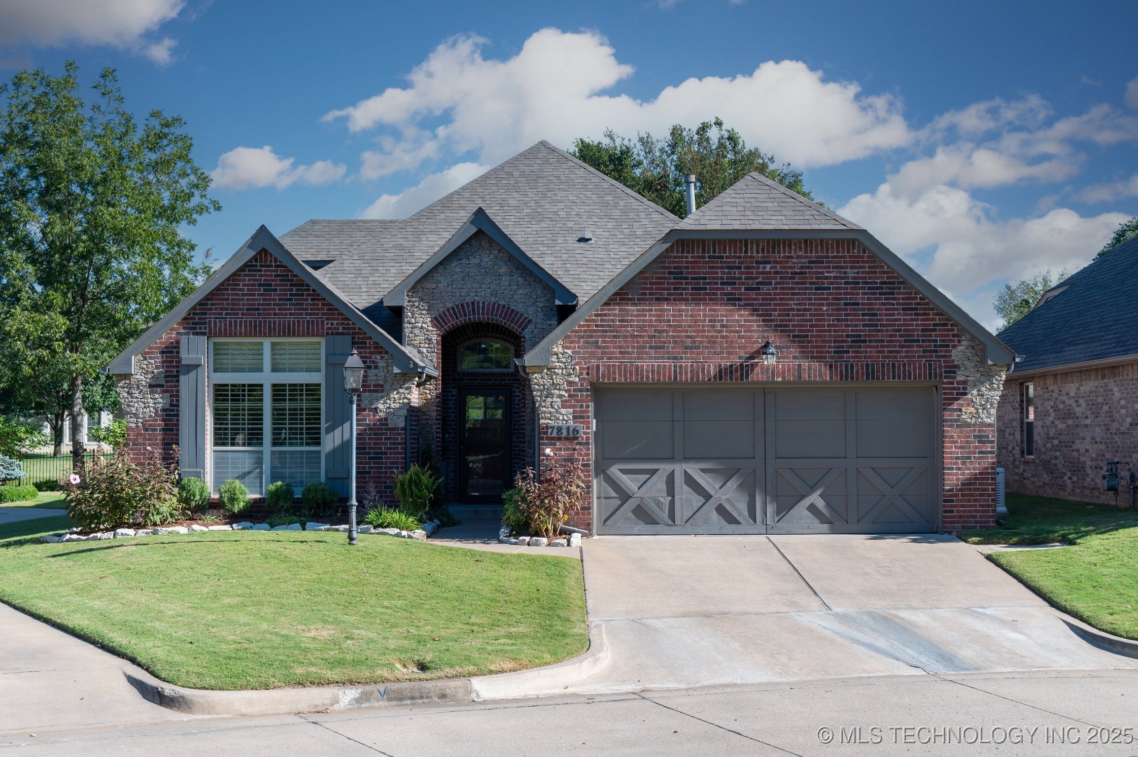 7816 E Galveston Street Property Photo
