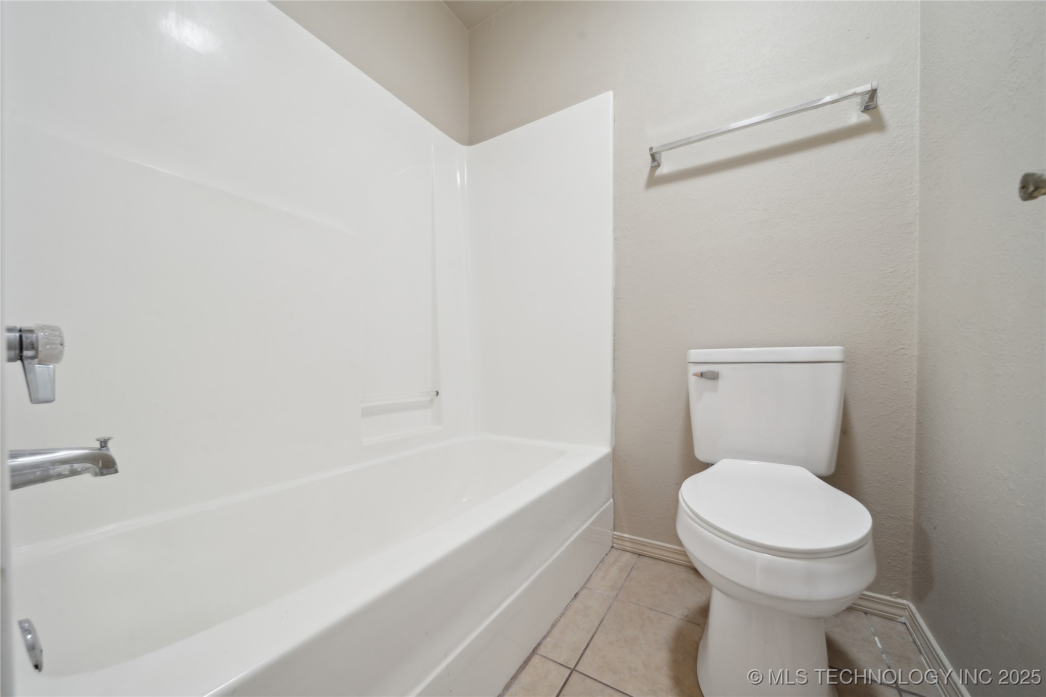 17775 S Tacoma Street West Property Photo 17