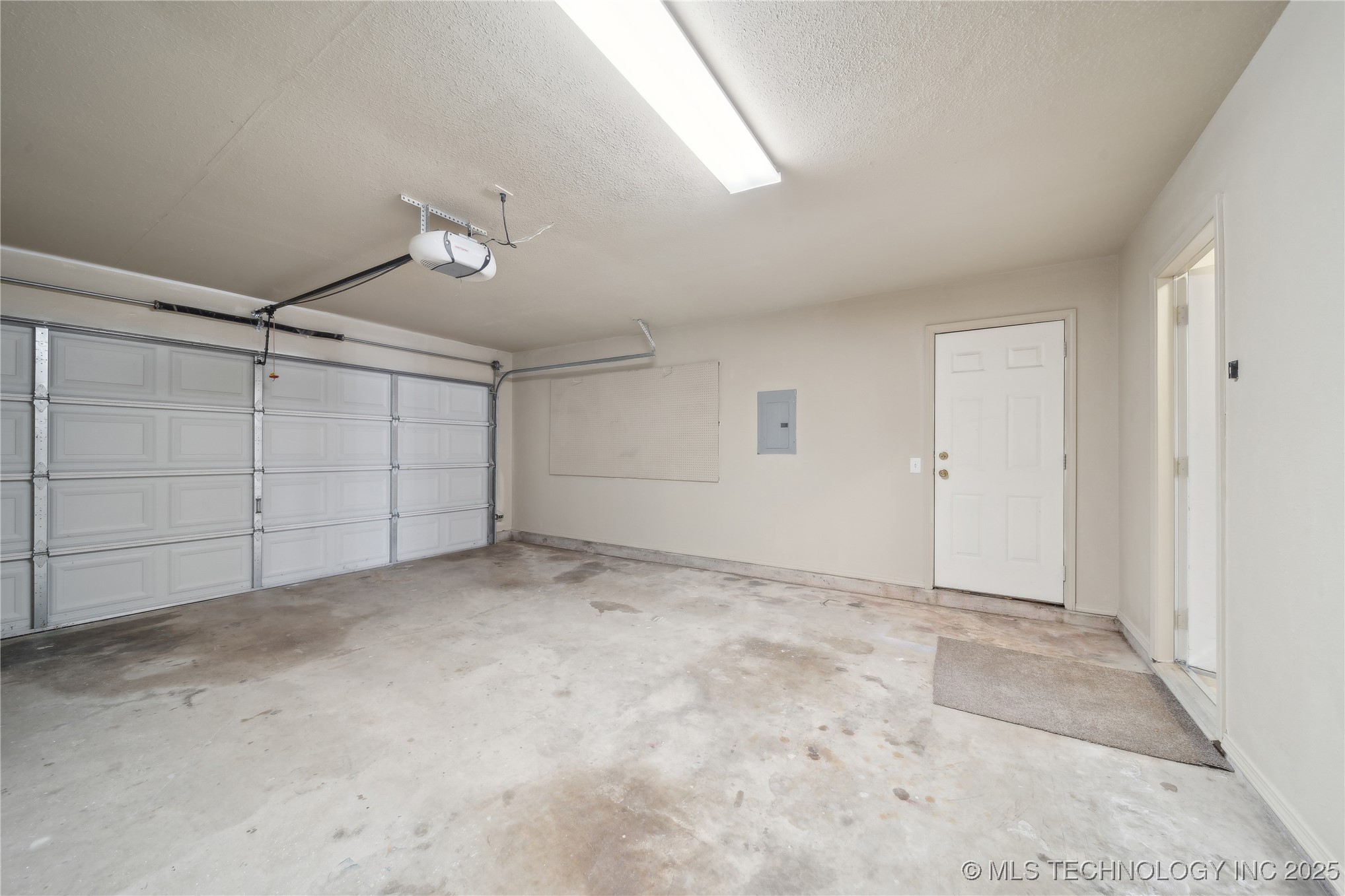 17775 S Tacoma Street West Property Photo 25