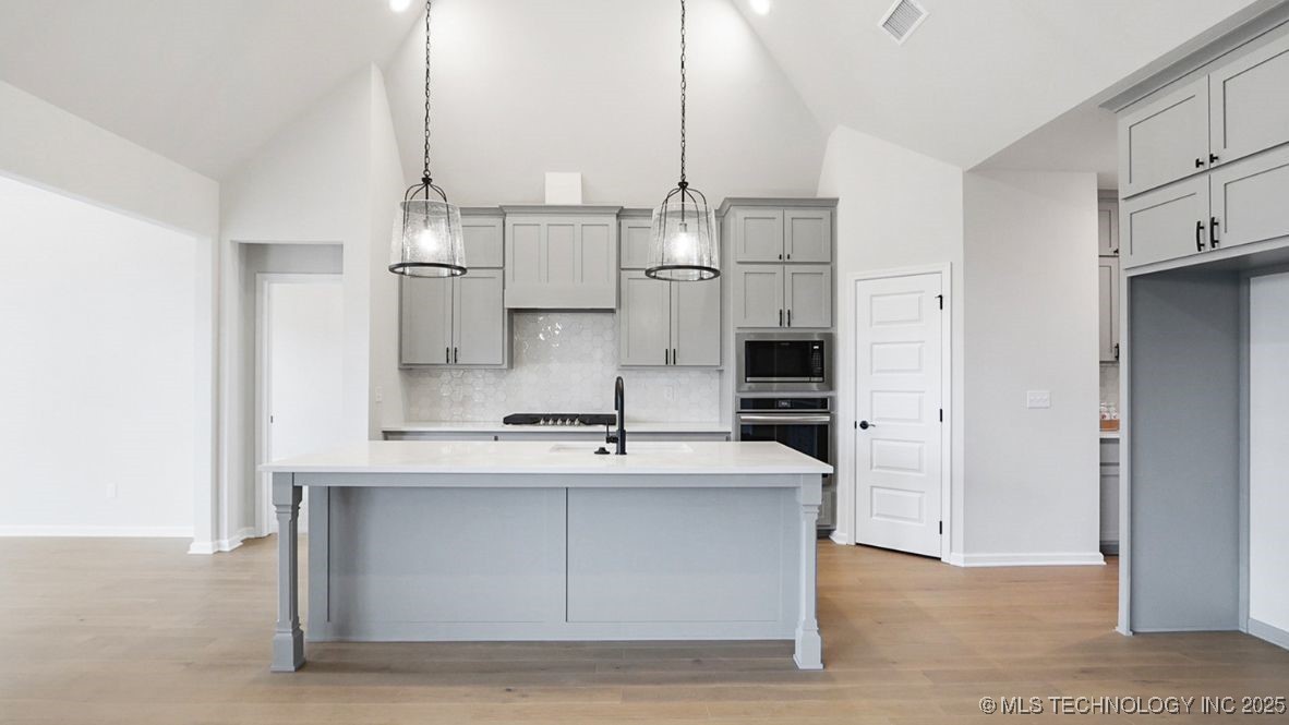 1504 N 72nd Street Property Photo 9