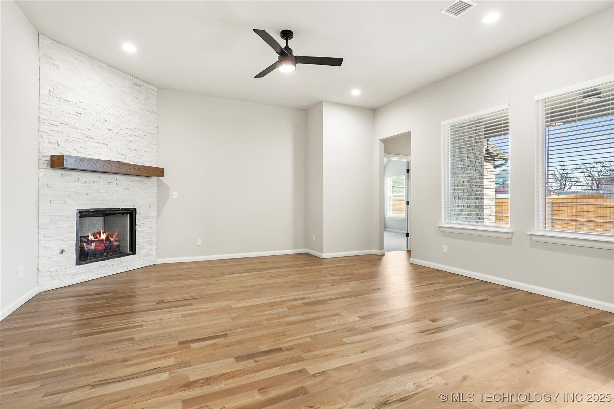 1307 N Chestnut Court Property Photo 6