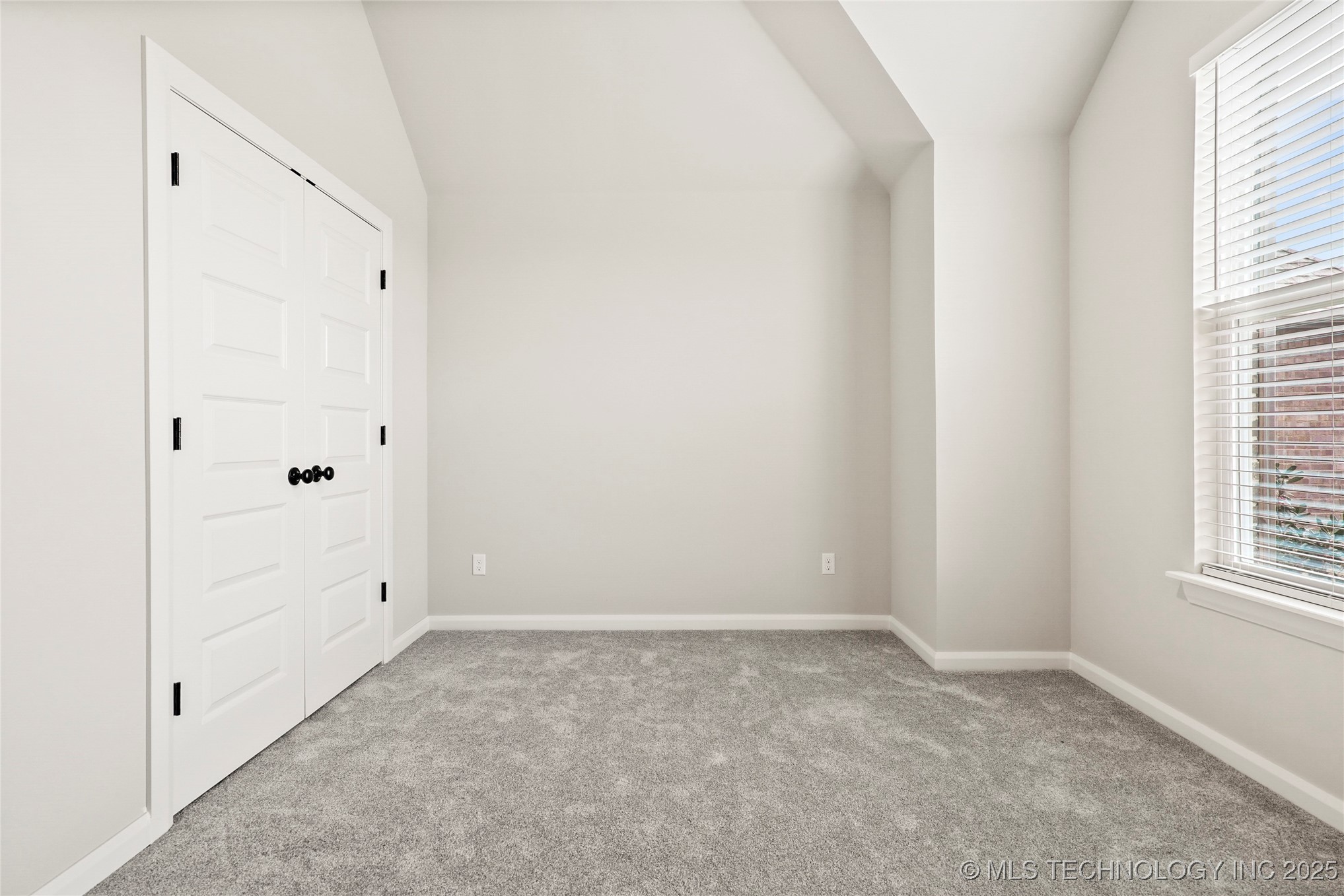 1307 N Chestnut Court Property Photo 22