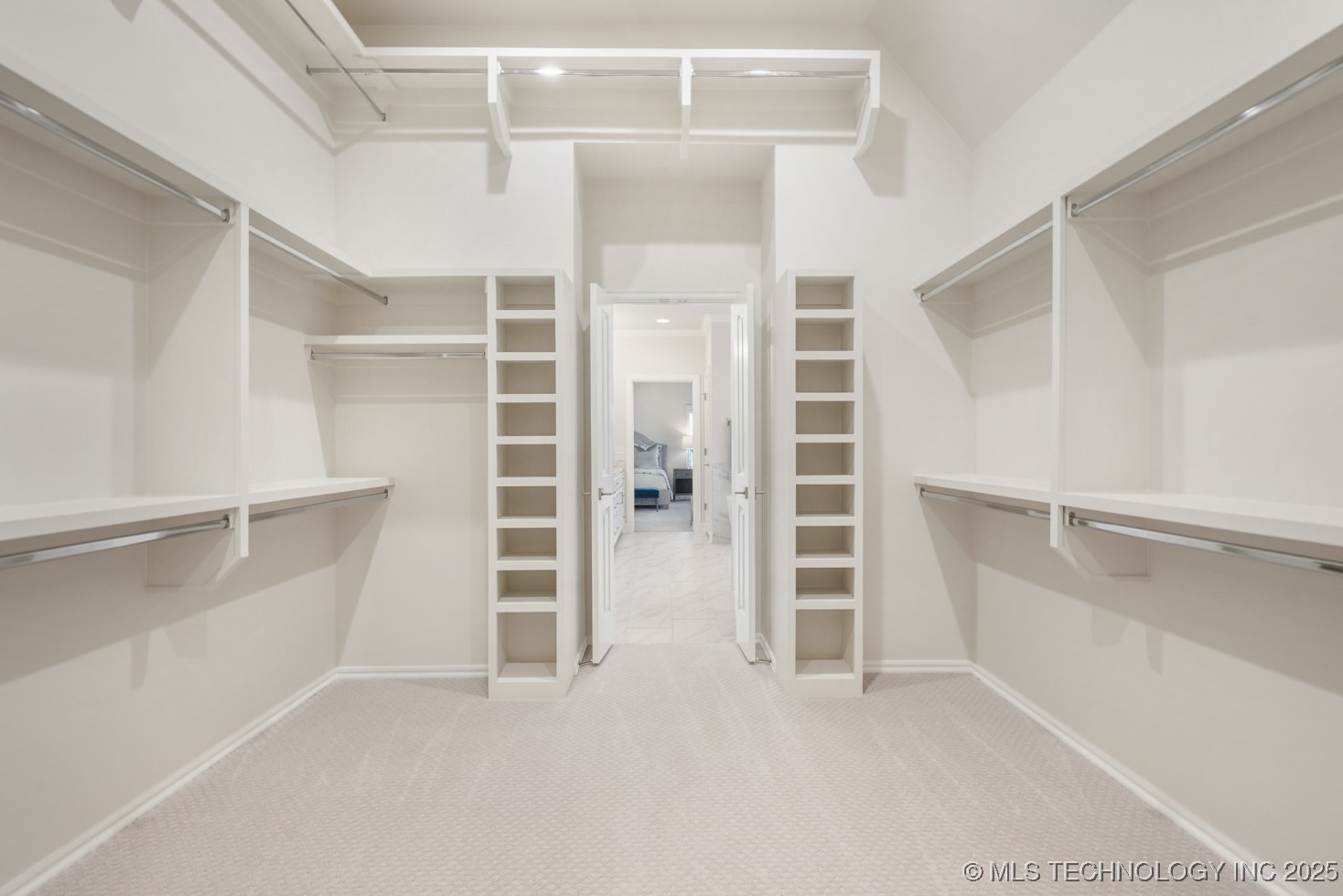 3904 S Dogwood Boulevard Property Photo 44